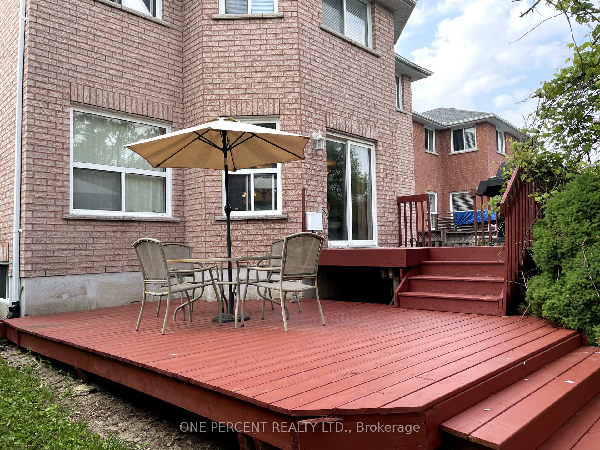 Photo 28 of 23 Nightingale Crescent, Barrie, Painswick South — HOMEH