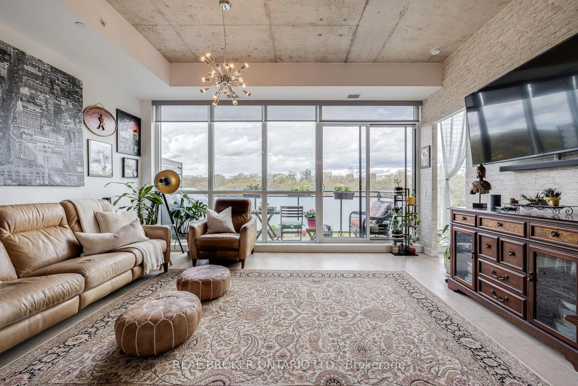 Photo 12 of Unit 609, 630 Kingston Road, Toronto, The Beaches — HOMEH