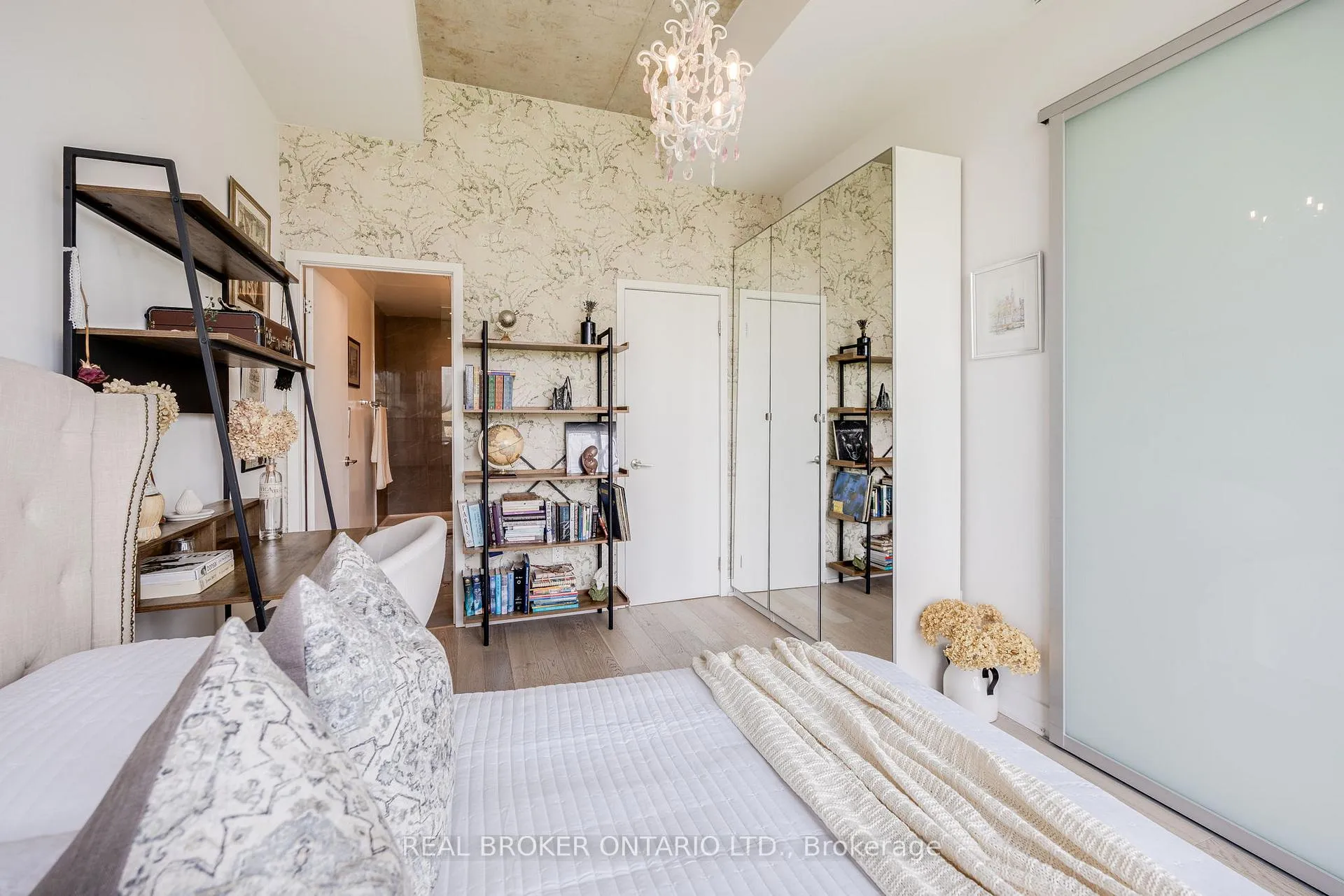 Photo 18 of Unit 609, 630 Kingston Road, Toronto, The Beaches — HOMEH