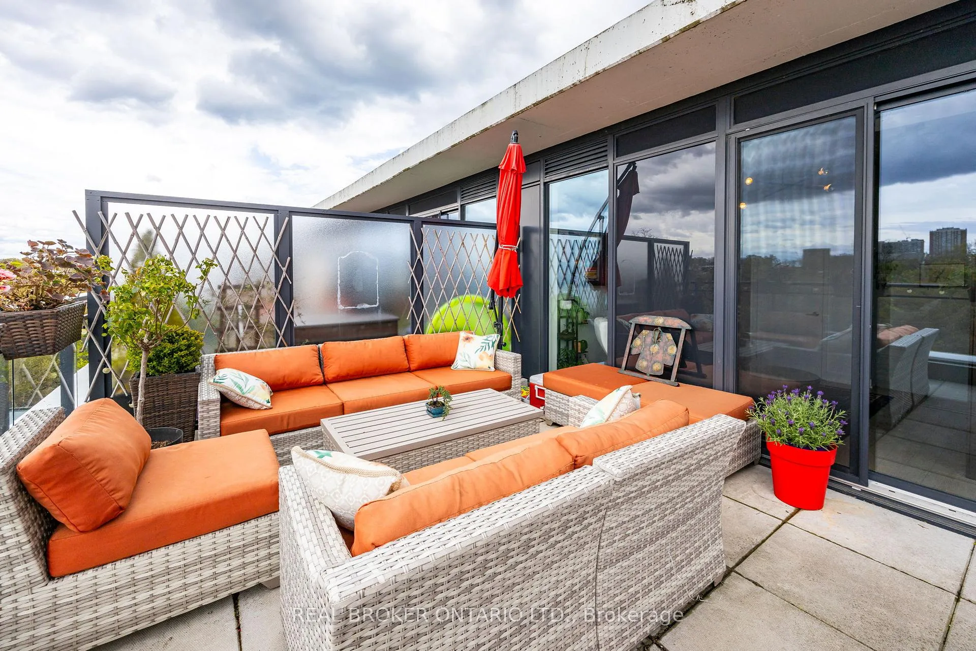 Photo 38 of Unit 609, 630 Kingston Road, Toronto, The Beaches — HOMEH