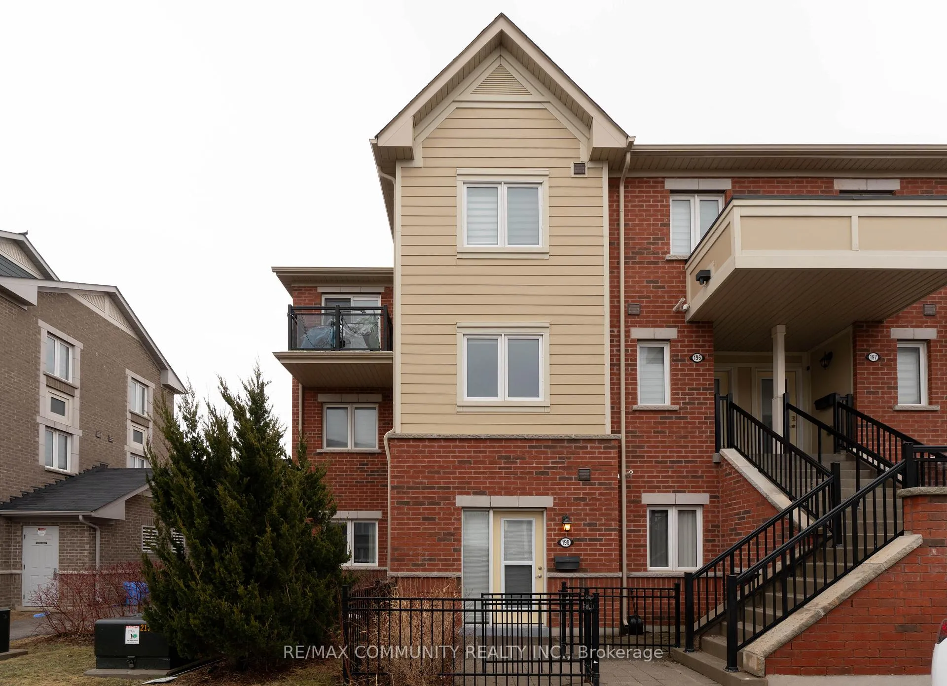 Photo 1 of Unit 195, 250 Sunny Meadow Boulevard, Brampton, Sandringham-Wellington — HOMEH