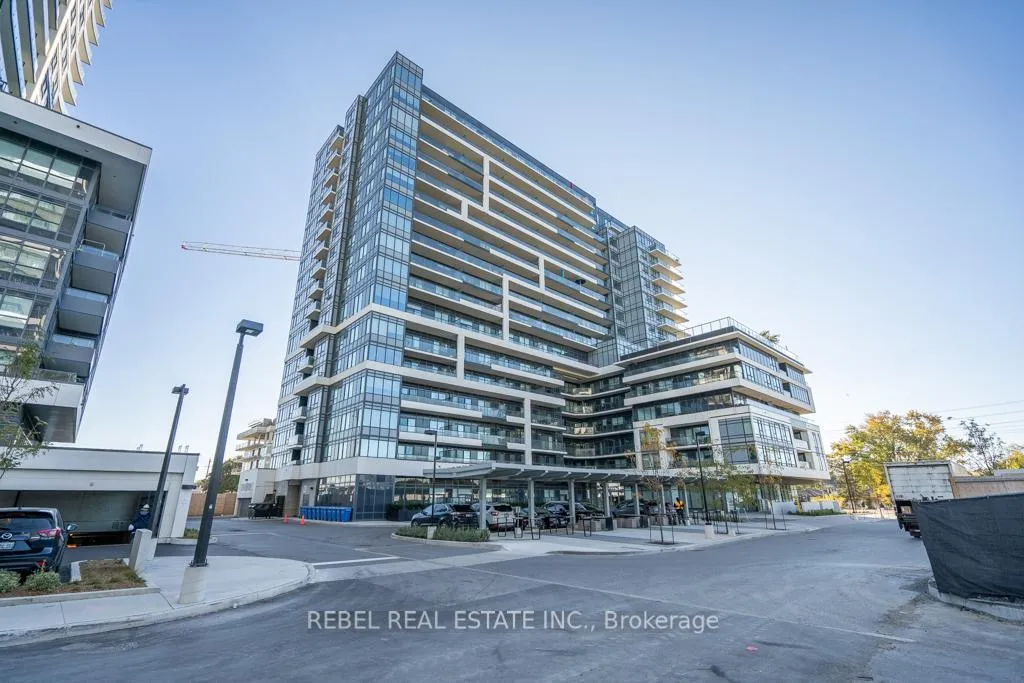 Front of Unit 415, 1480 Bayly Street
