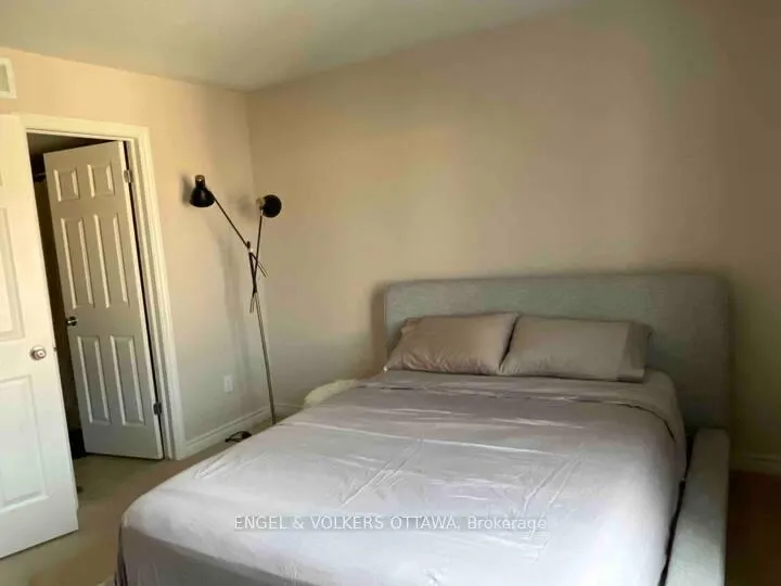 Photo 12 of 102 Paseo Private, Ottawa, Centrepointe — HOMEH