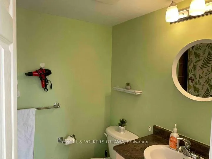 Photo 11 of 102 Paseo Private, Ottawa, Centrepointe — HOMEH