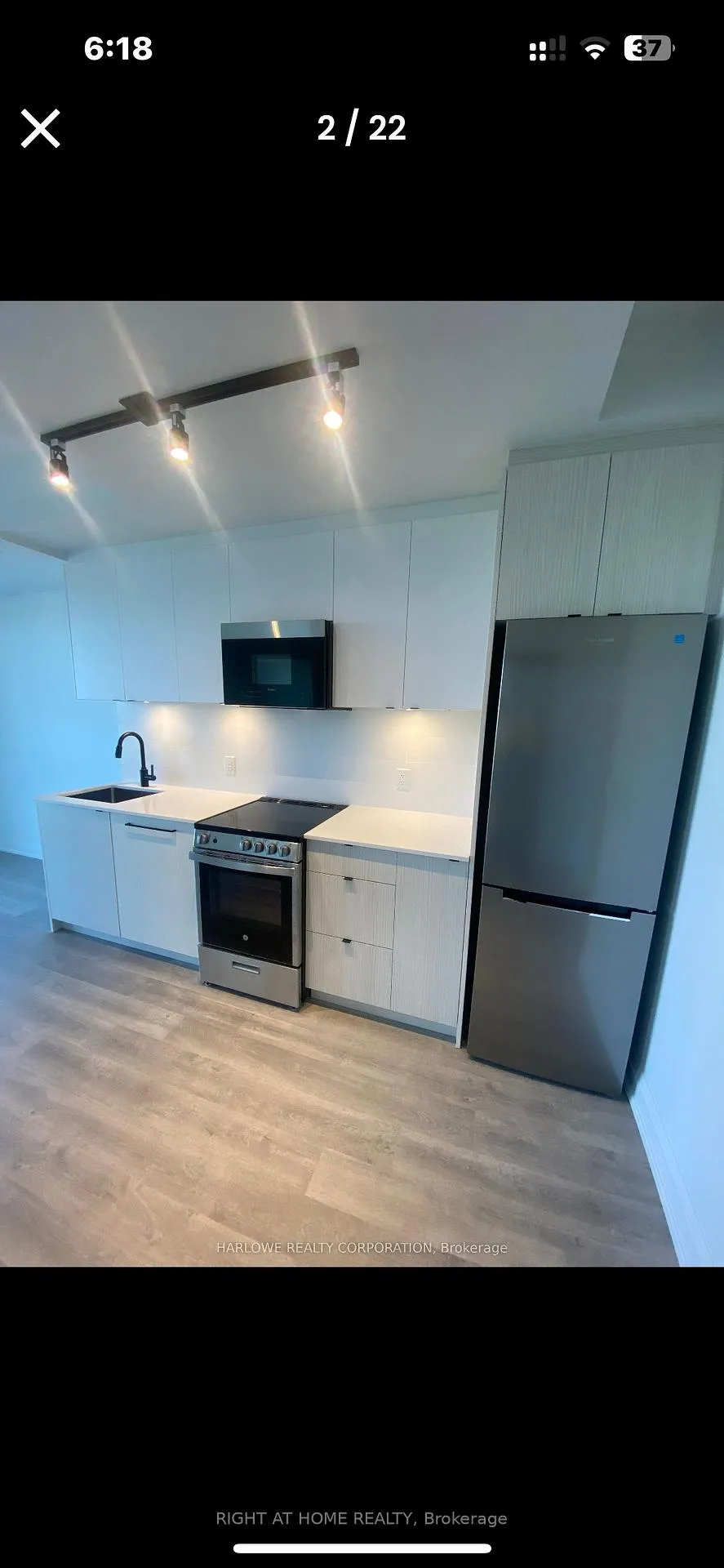 Photo 2 of Unit 612, 2369 Danforth Avenue, Toronto, East End-Danforth — HOMEH