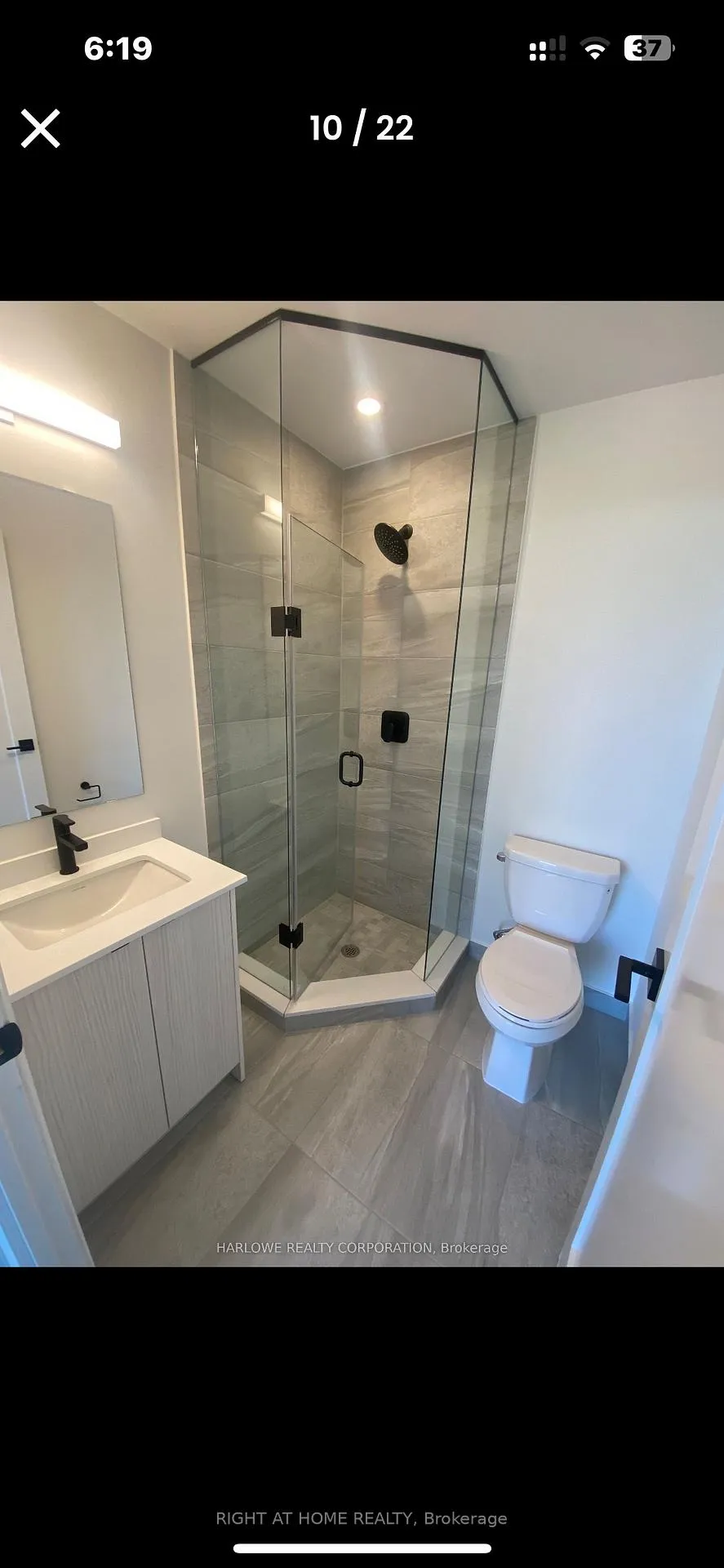 Photo 10 of Unit 612, 2369 Danforth Avenue, Toronto, East End-Danforth — HOMEH