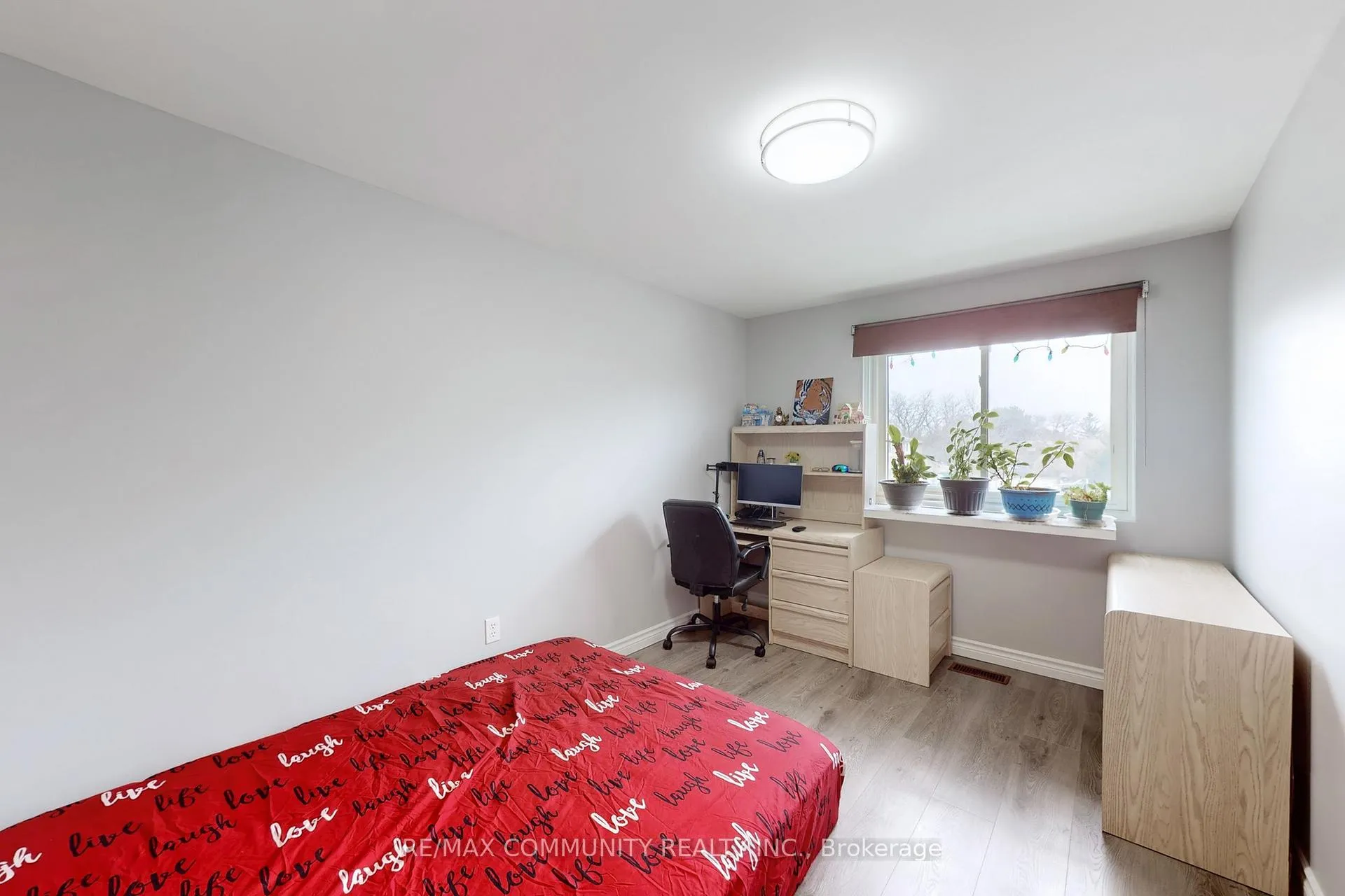 Photo 19 of 18 Knightsbridge Way, Markham, Markham Village — HOMEH