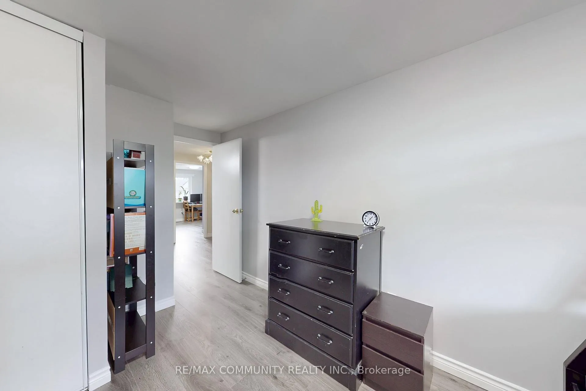 Photo 21 of 18 Knightsbridge Way, Markham, Markham Village — HOMEH
