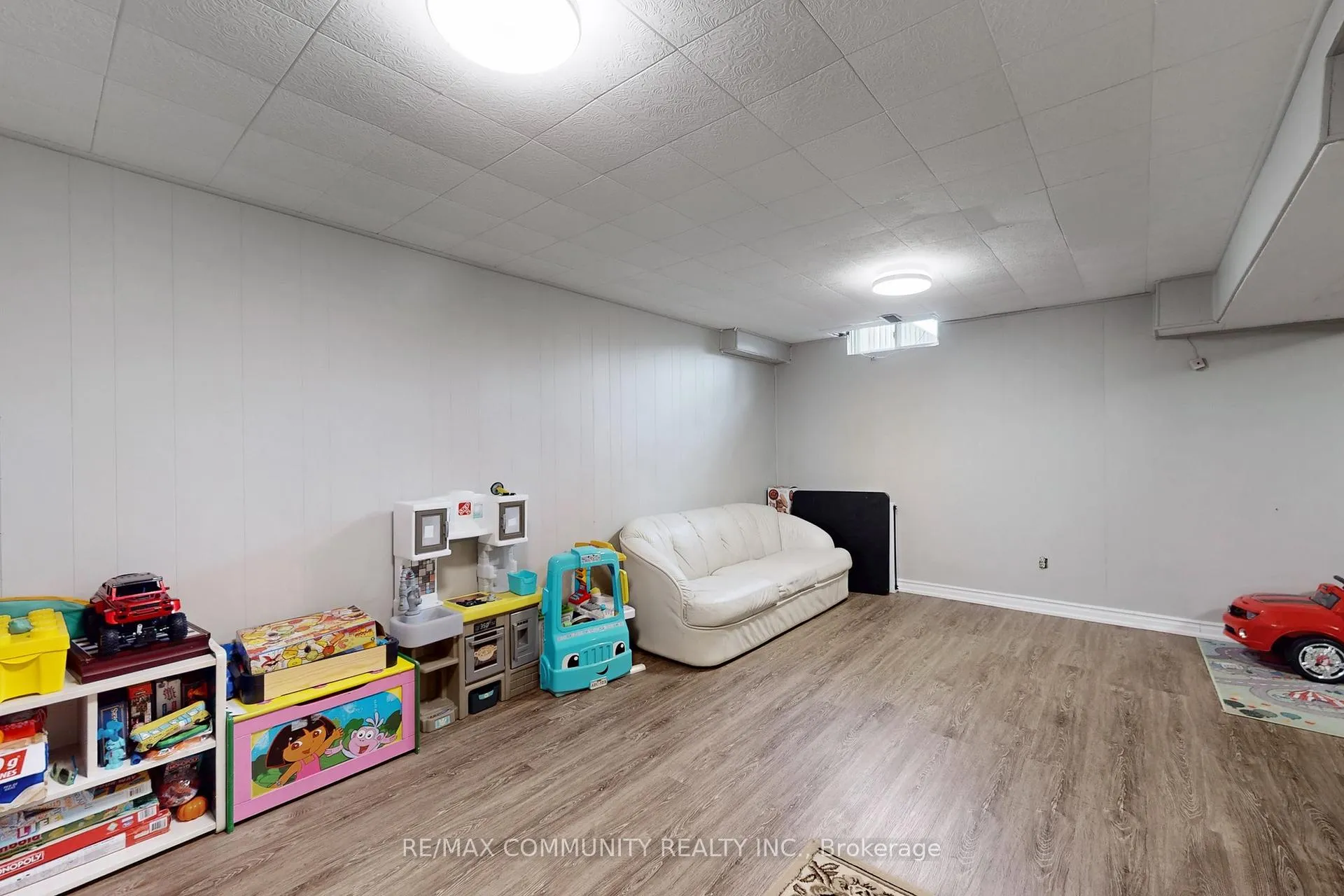 Photo 27 of 18 Knightsbridge Way, Markham, Markham Village — HOMEH