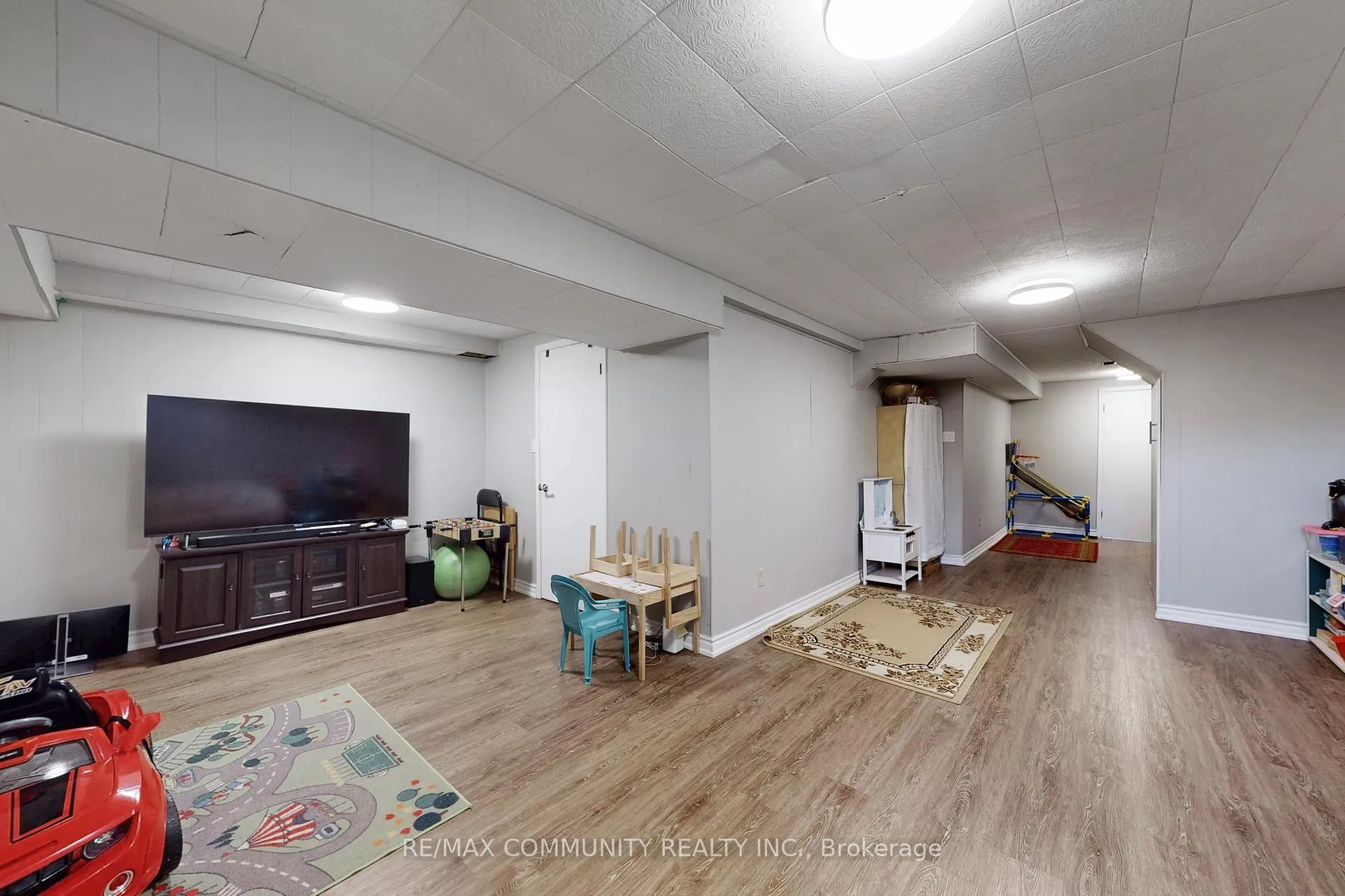 Photo 28 of 18 Knightsbridge Way, Markham, Markham Village — HOMEH