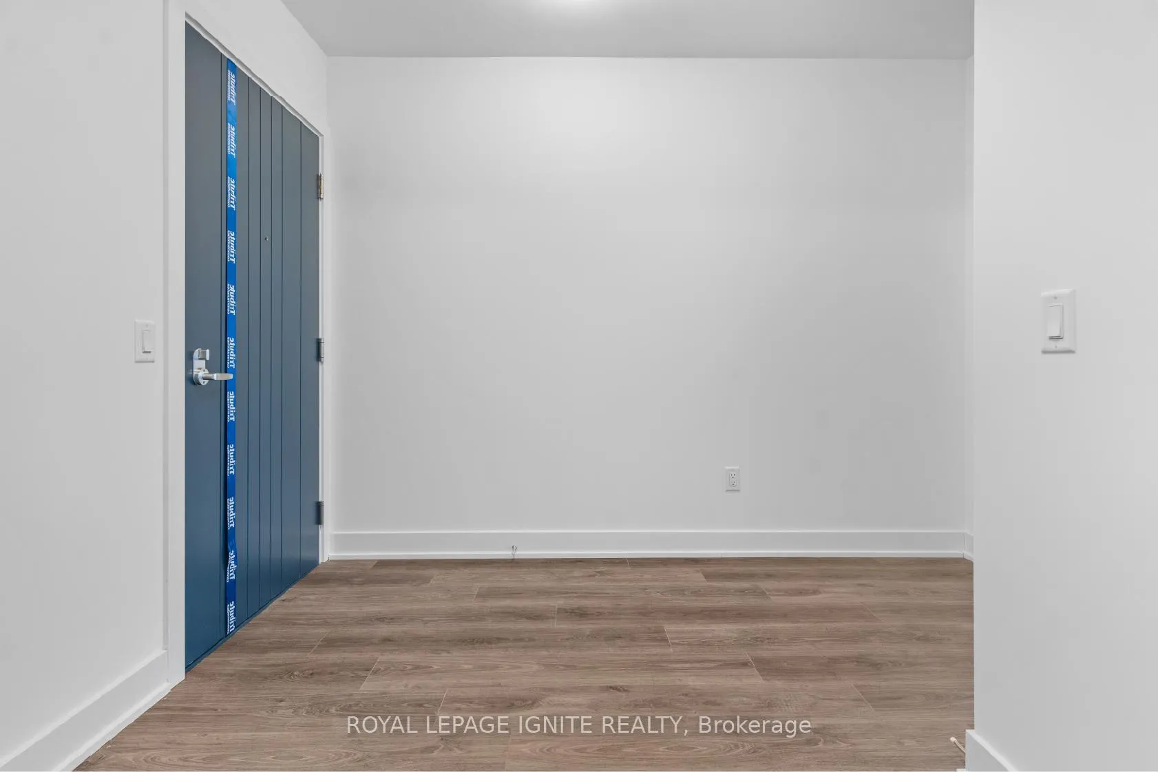 Photo 6 of Unit 2501, 2545 Simcoe Street N, Oshawa, Windfields — HOMEH