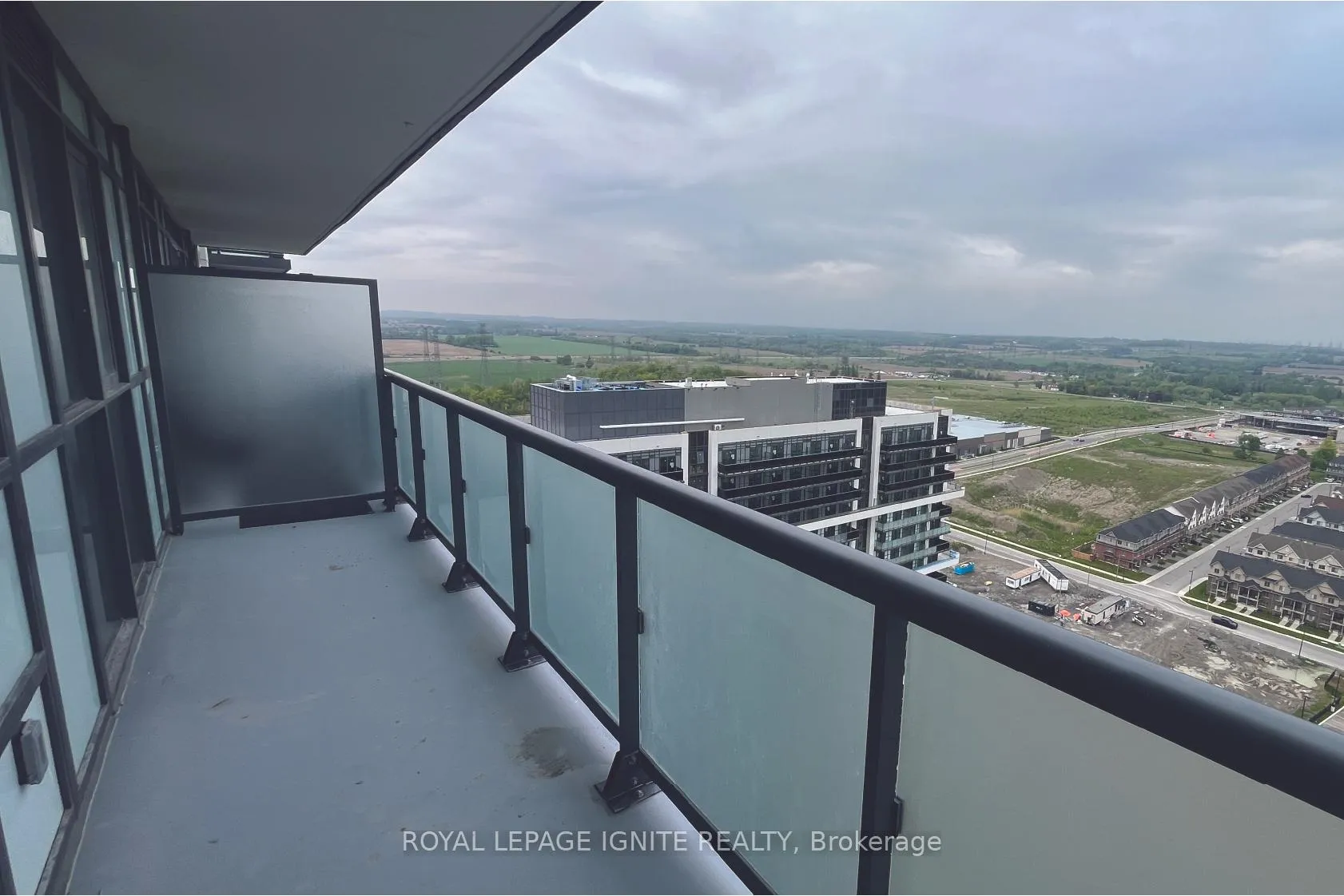 Photo 20 of Unit 2501, 2545 Simcoe Street N, Oshawa, Windfields — HOMEH