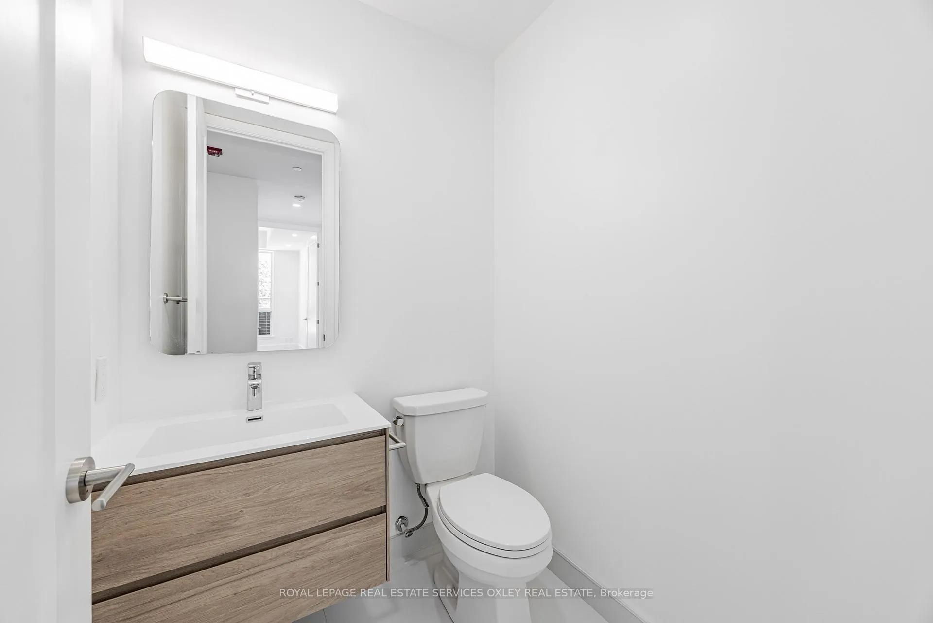Photo 14 of Unit 501, 800 Broadview Avenue, Toronto, Playter Estates-Danforth — HOMEH