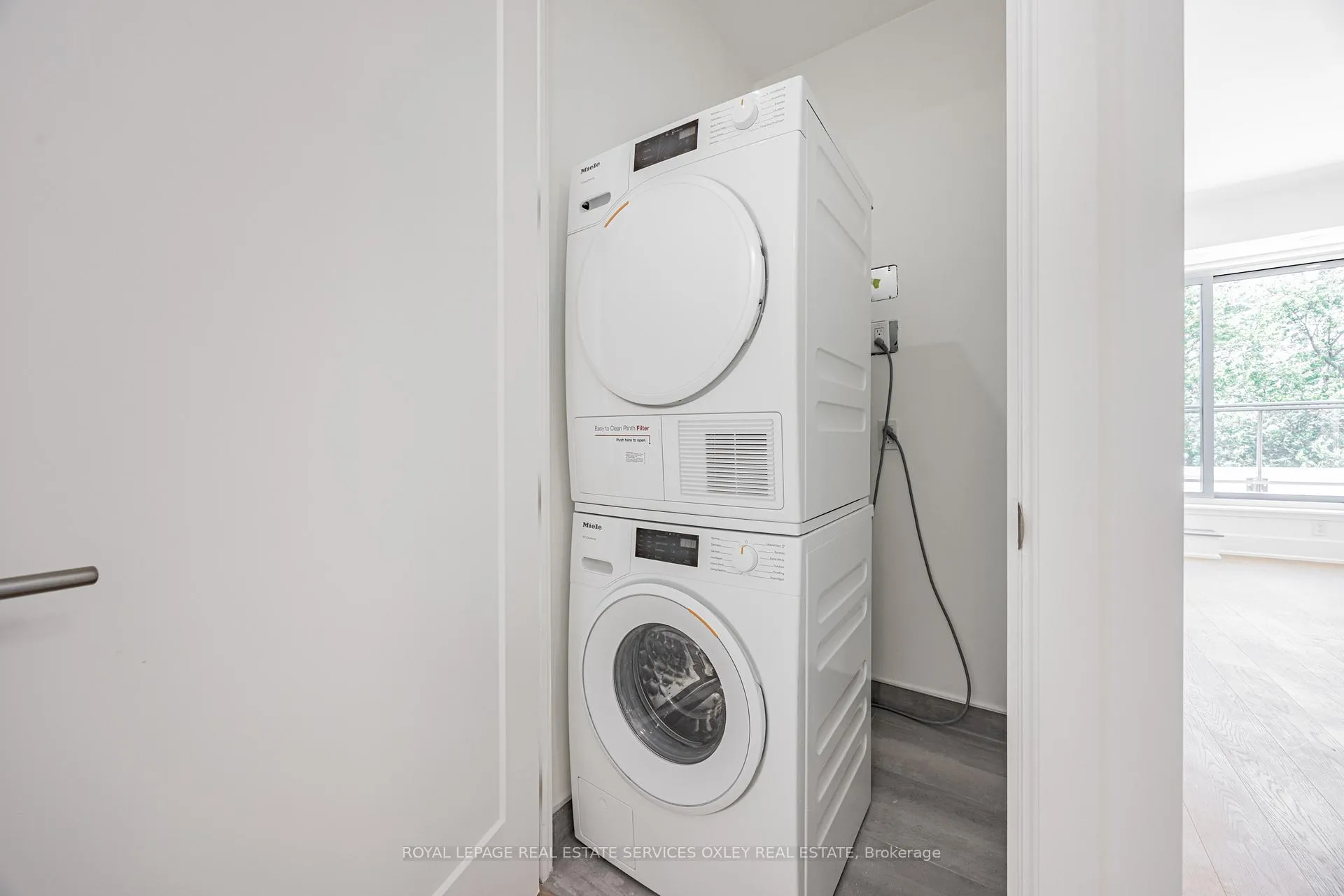 Photo 16 of Unit 501, 800 Broadview Avenue, Toronto, Playter Estates-Danforth — HOMEH