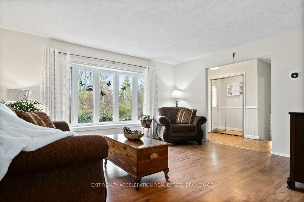 Photo 5 of 436 Scuttlehole Road, Belleville, Thurlow Ward — HOMEH