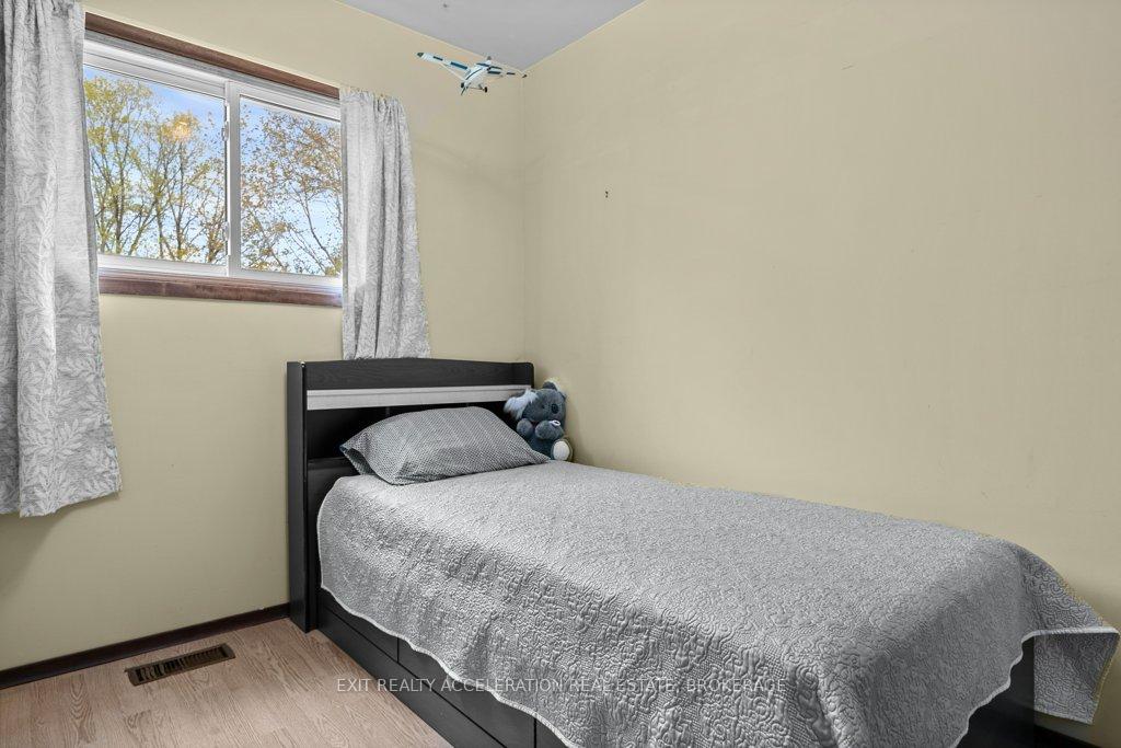 Photo 17 of 436 Scuttlehole Road, Belleville, Thurlow Ward — HOMEH