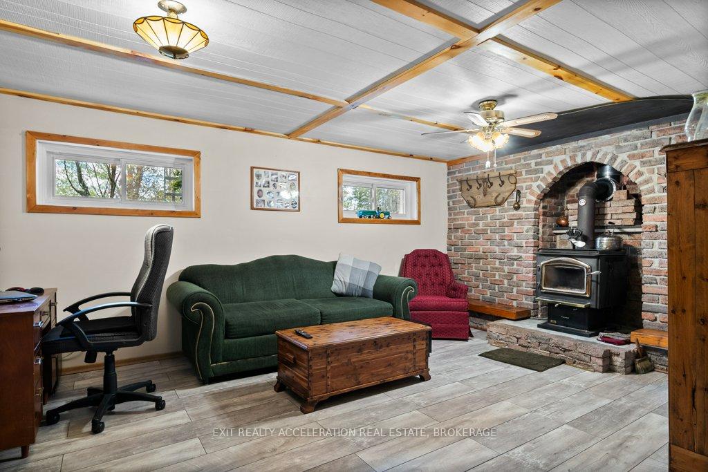 Photo 18 of 436 Scuttlehole Road, Belleville, Thurlow Ward — HOMEH