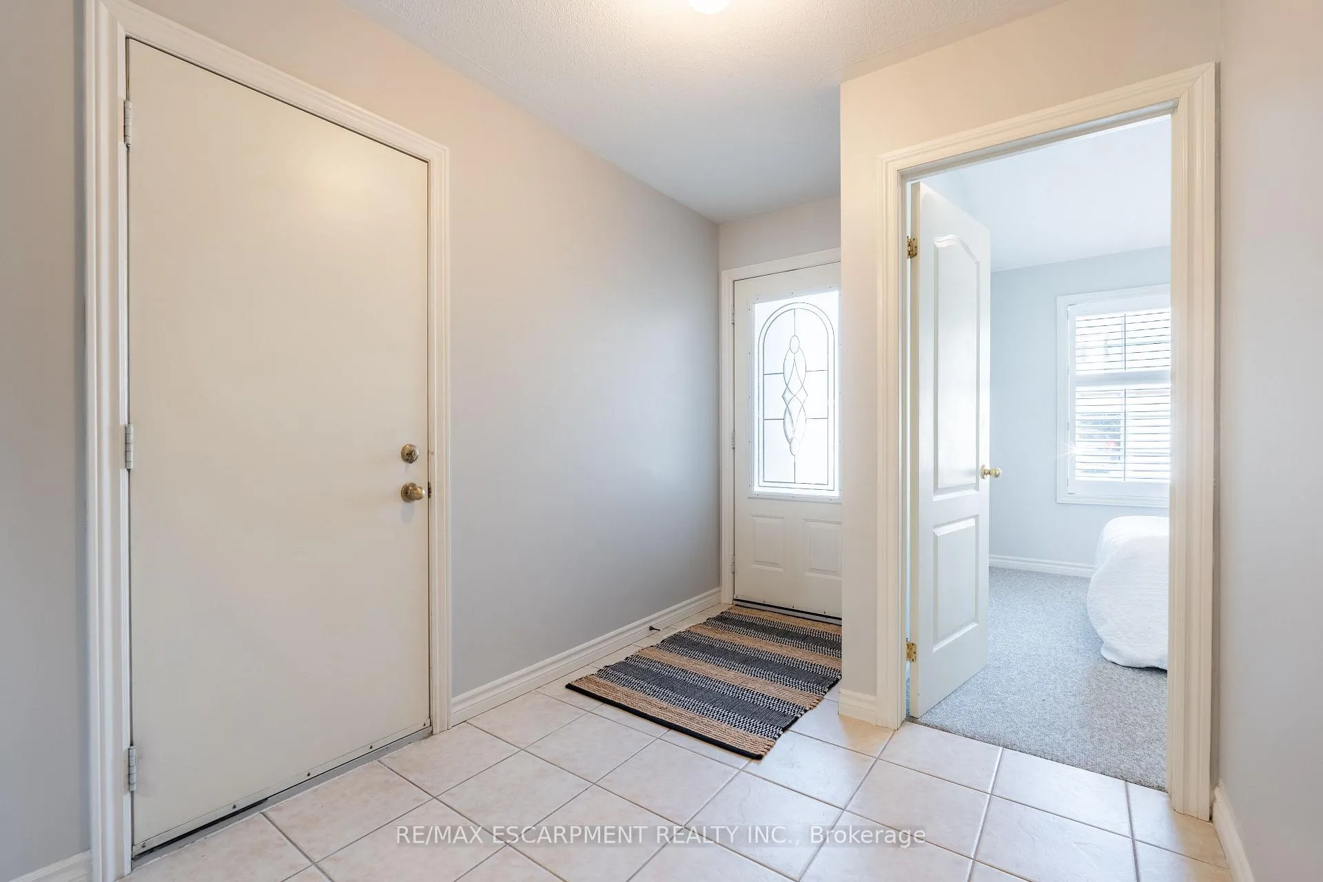 Photo 4 of Unit 11, 222 Fellowes Crescent, Hamilton, Waterdown — HOMEH