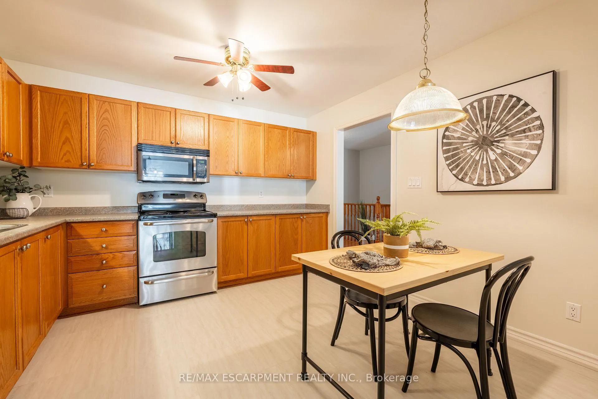Photo 13 of Unit 11, 222 Fellowes Crescent, Hamilton, Waterdown — HOMEH