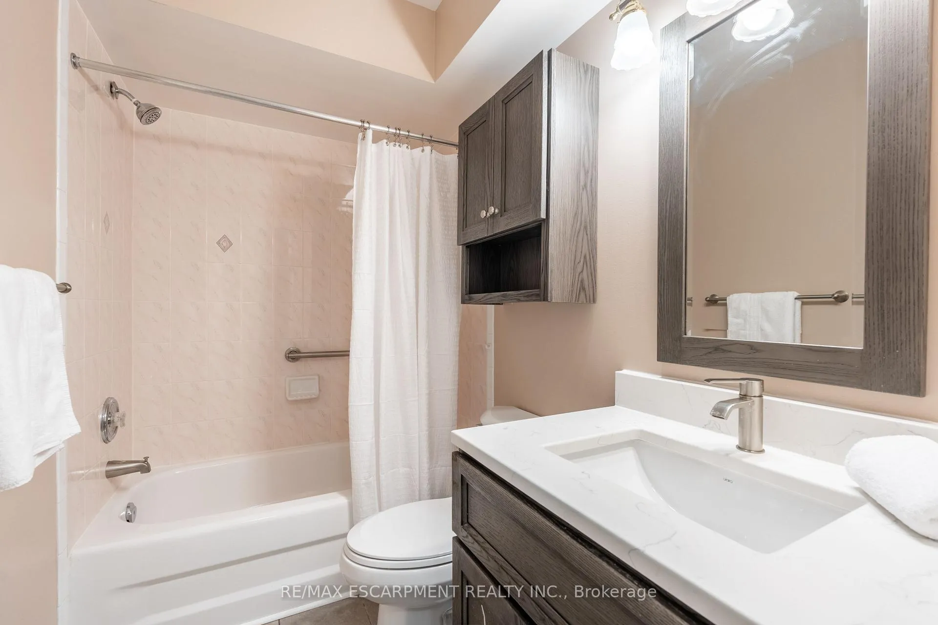Photo 23 of Unit 11, 222 Fellowes Crescent, Hamilton, Waterdown — HOMEH