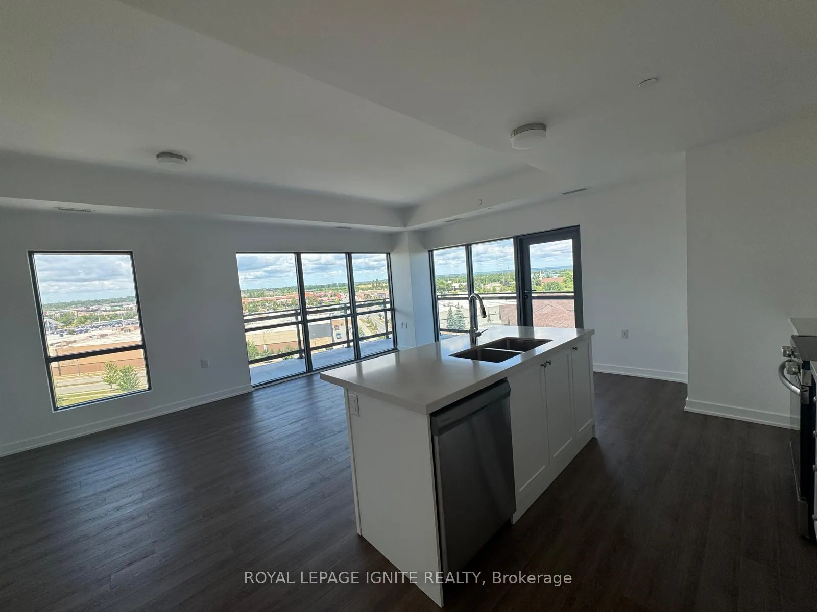 Photo 11 of Unit 808, 55 Clarington Boulevard, Clarington, Bowmanville — HOMEH