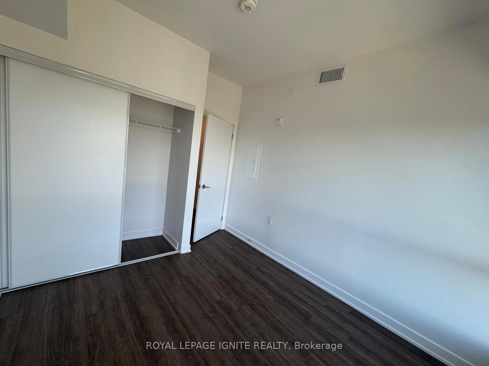Photo 14 of Unit 808, 55 Clarington Boulevard, Clarington, Bowmanville — HOMEH