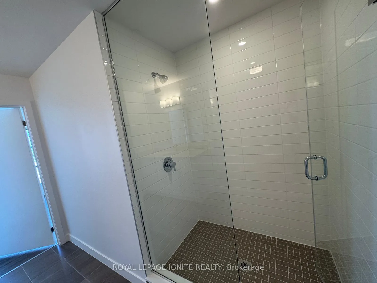 Photo 19 of Unit 808, 55 Clarington Boulevard, Clarington, Bowmanville — HOMEH