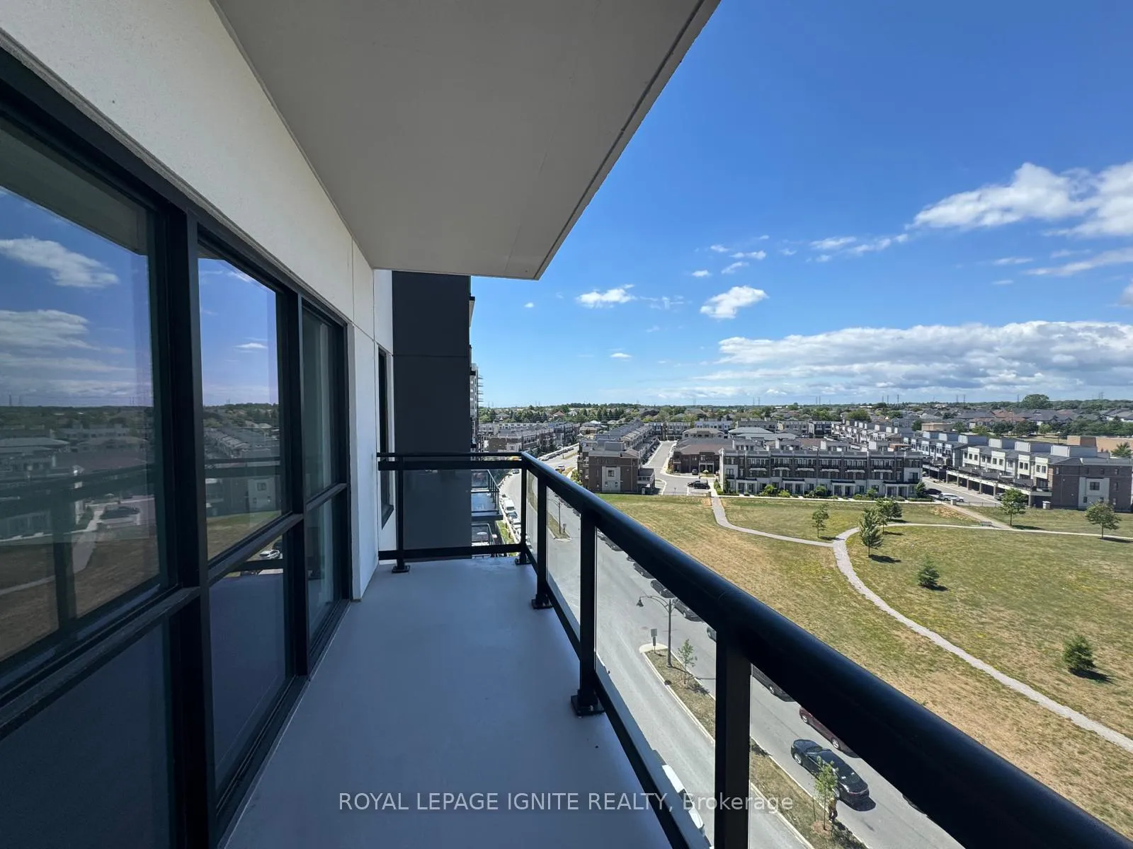 Photo 26 of Unit 808, 55 Clarington Boulevard, Clarington, Bowmanville — HOMEH