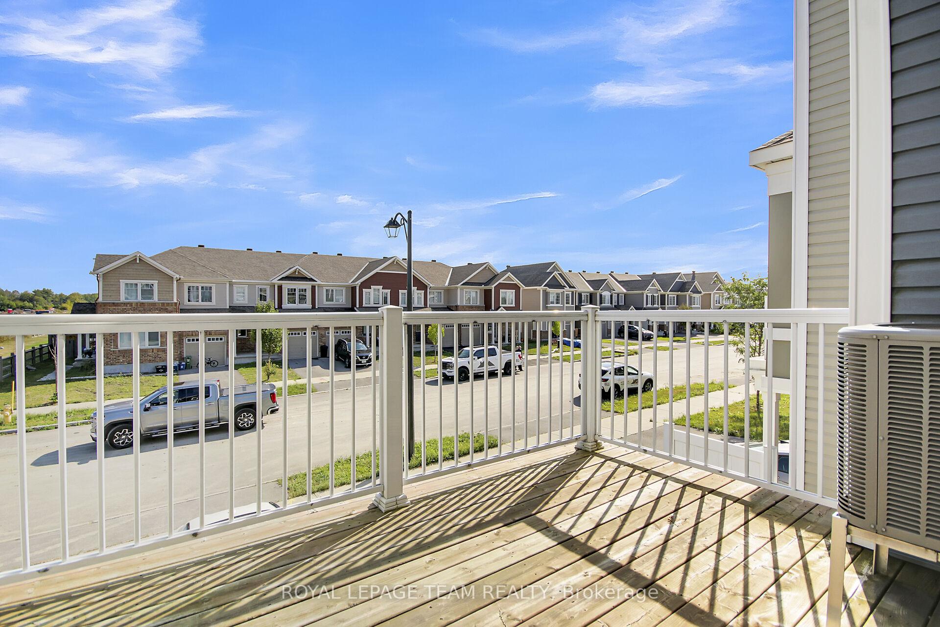 Photo 24 of 452 Riverboat Heights, Ottawa, Barrhaven - Half Moon Bay — HOMEH