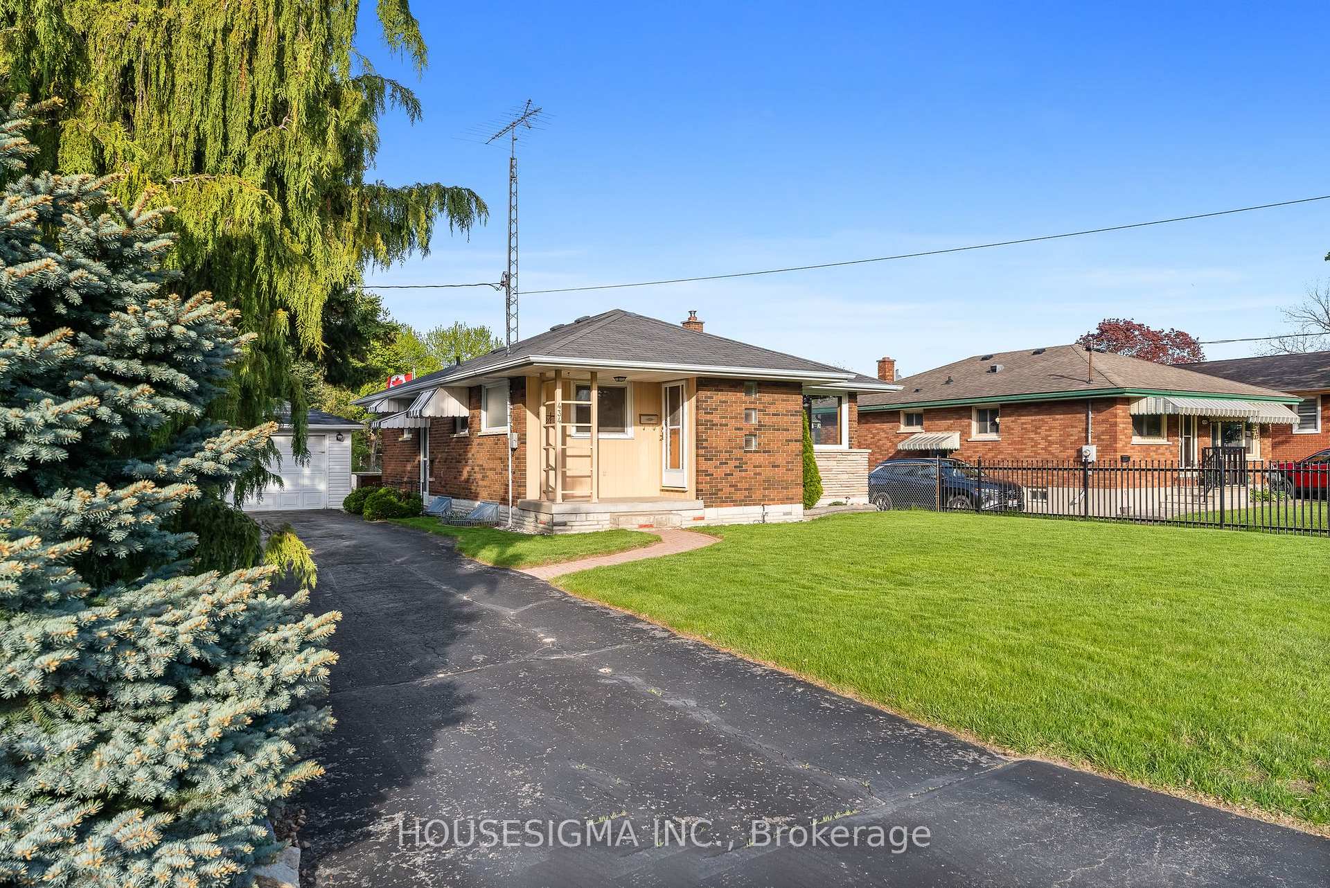 Photo 2 of 434 Major Street, Cobourg — HOMEH