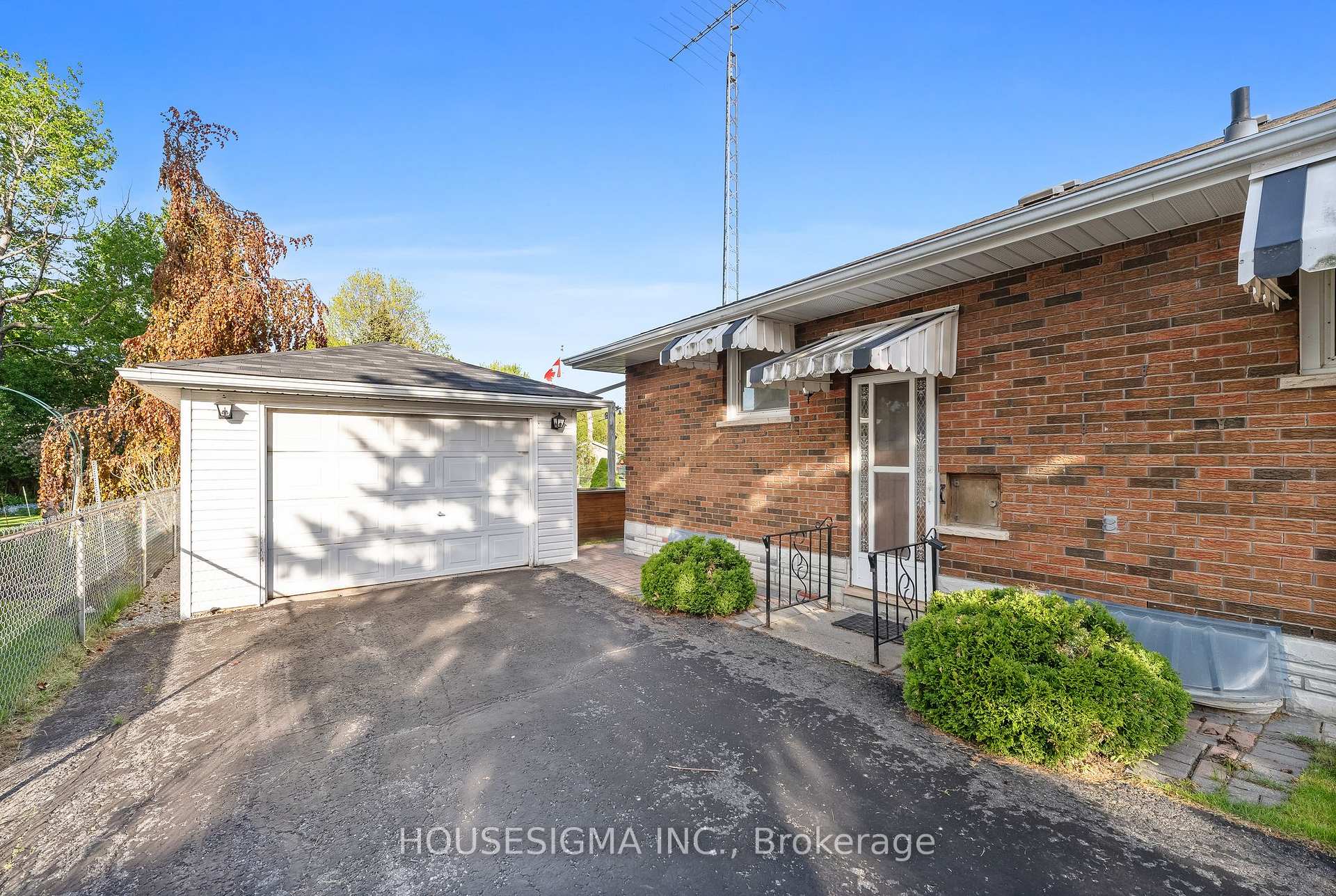 Photo 4 of 434 Major Street, Cobourg — HOMEH