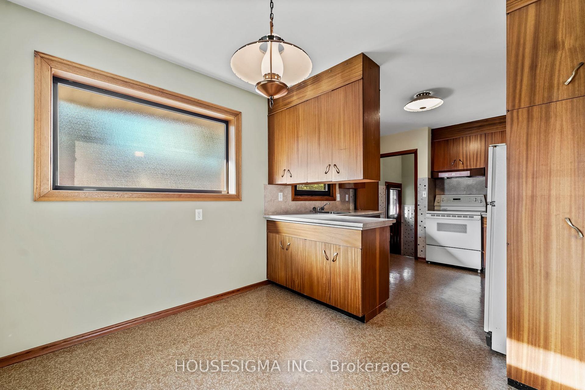 Photo 8 of 434 Major Street, Cobourg — HOMEH