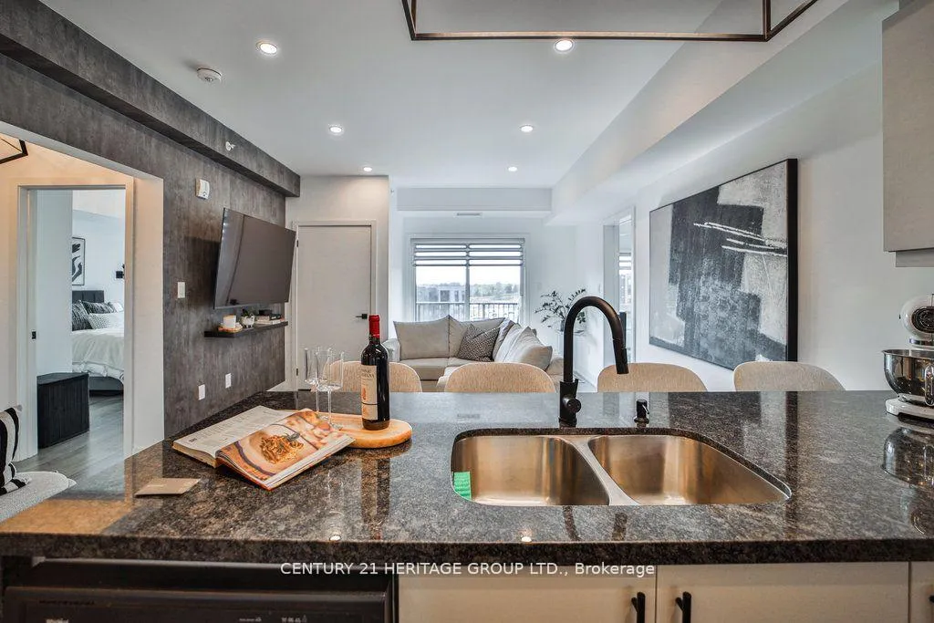 Photo 9 of Unit 607, 4 Spice Way S, Barrie, Innis-Shore — HOMEH