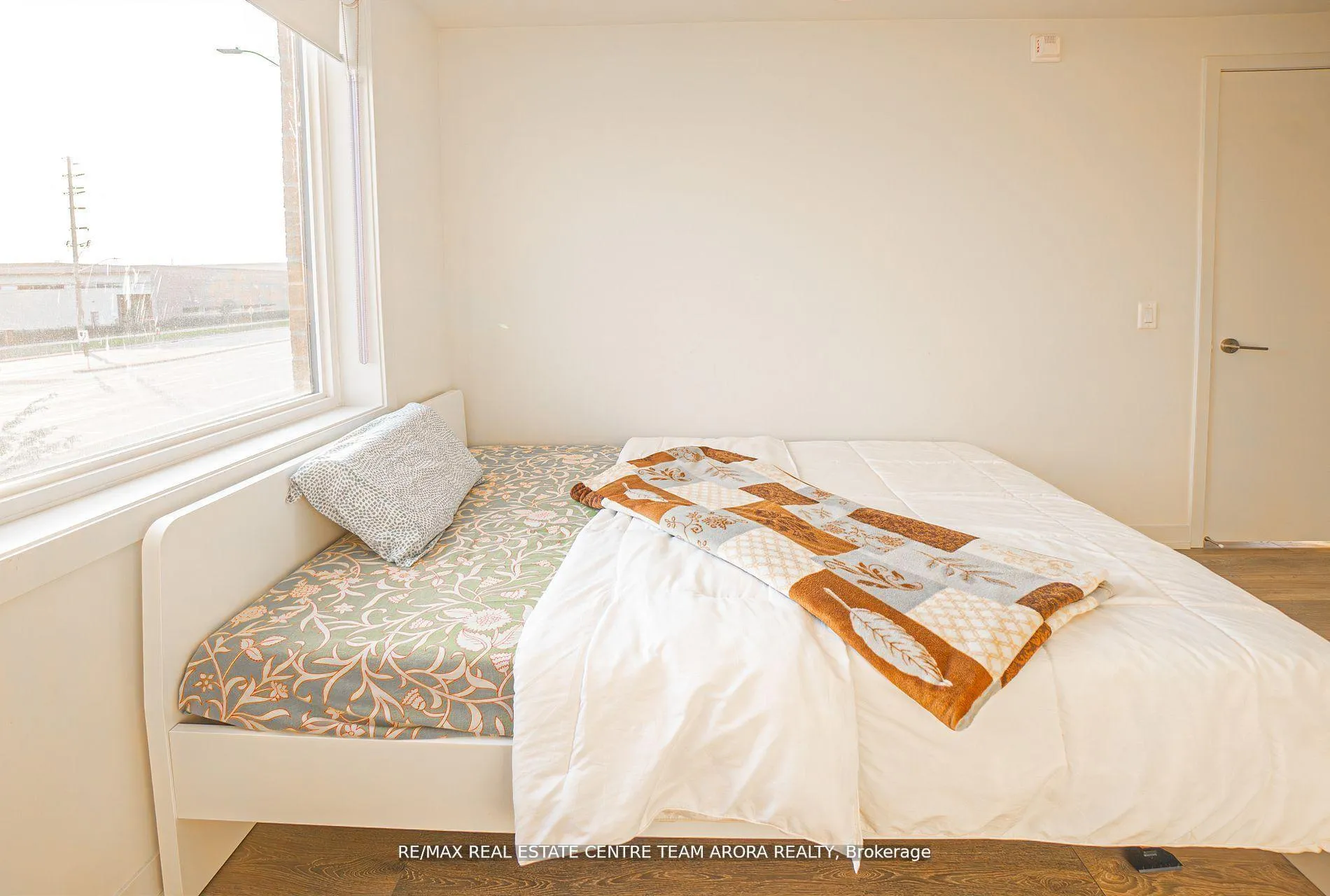 Photo 11 of Unit 213, 62 Sky Harbour Drive, Brampton, Bram West — HOMEH