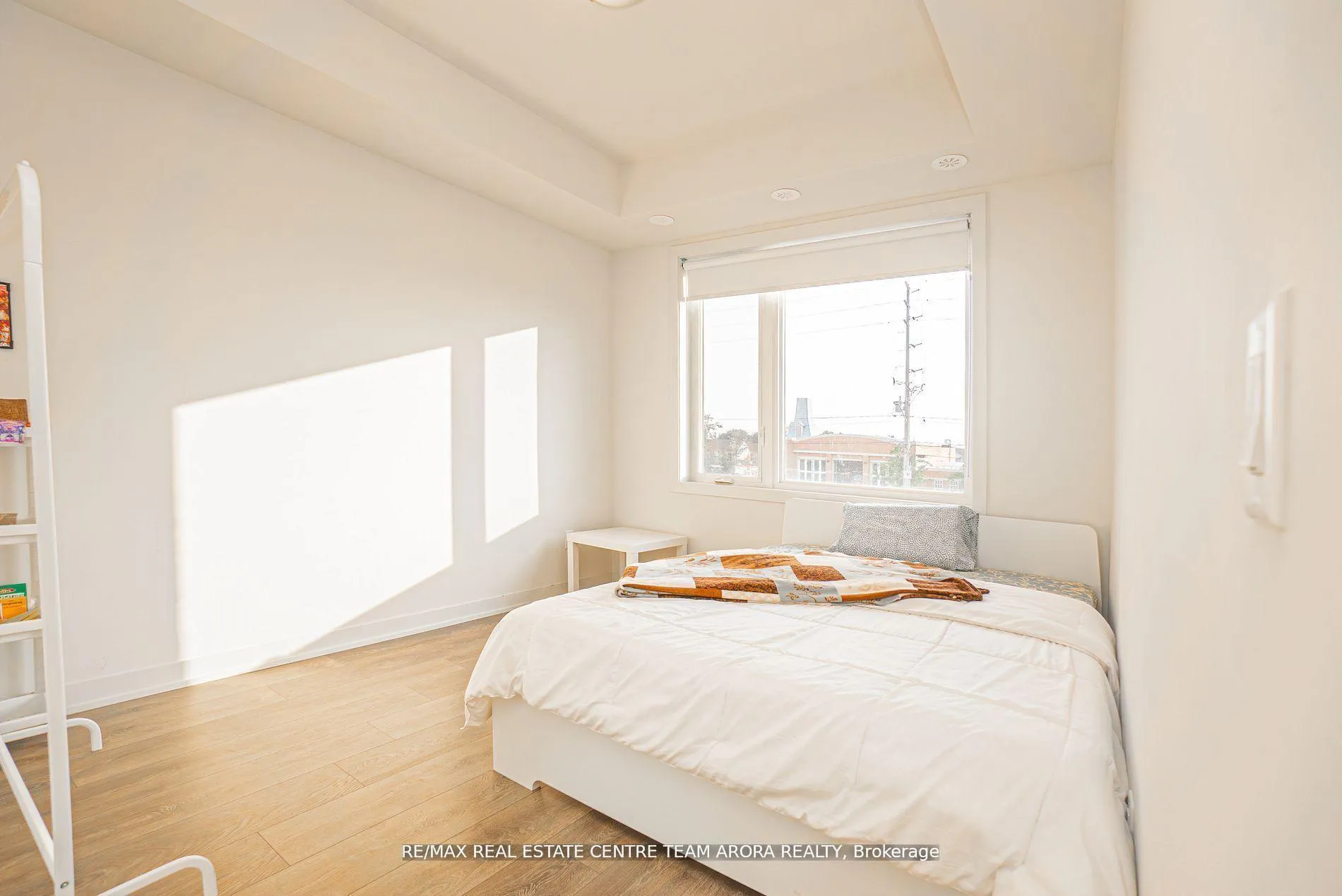 Photo 12 of Unit 213, 62 Sky Harbour Drive, Brampton, Bram West — HOMEH