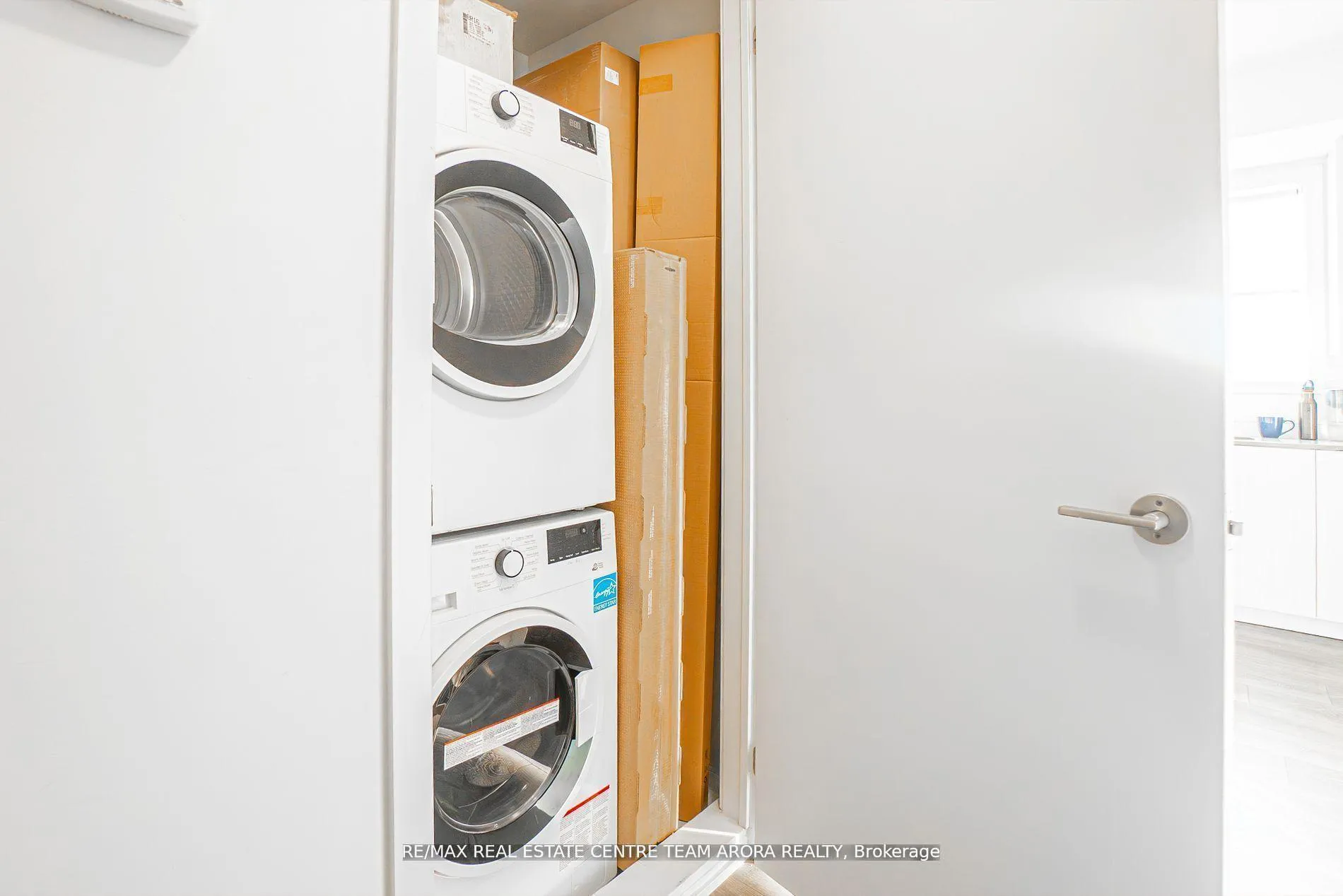 Photo 15 of Unit 213, 62 Sky Harbour Drive, Brampton, Bram West — HOMEH