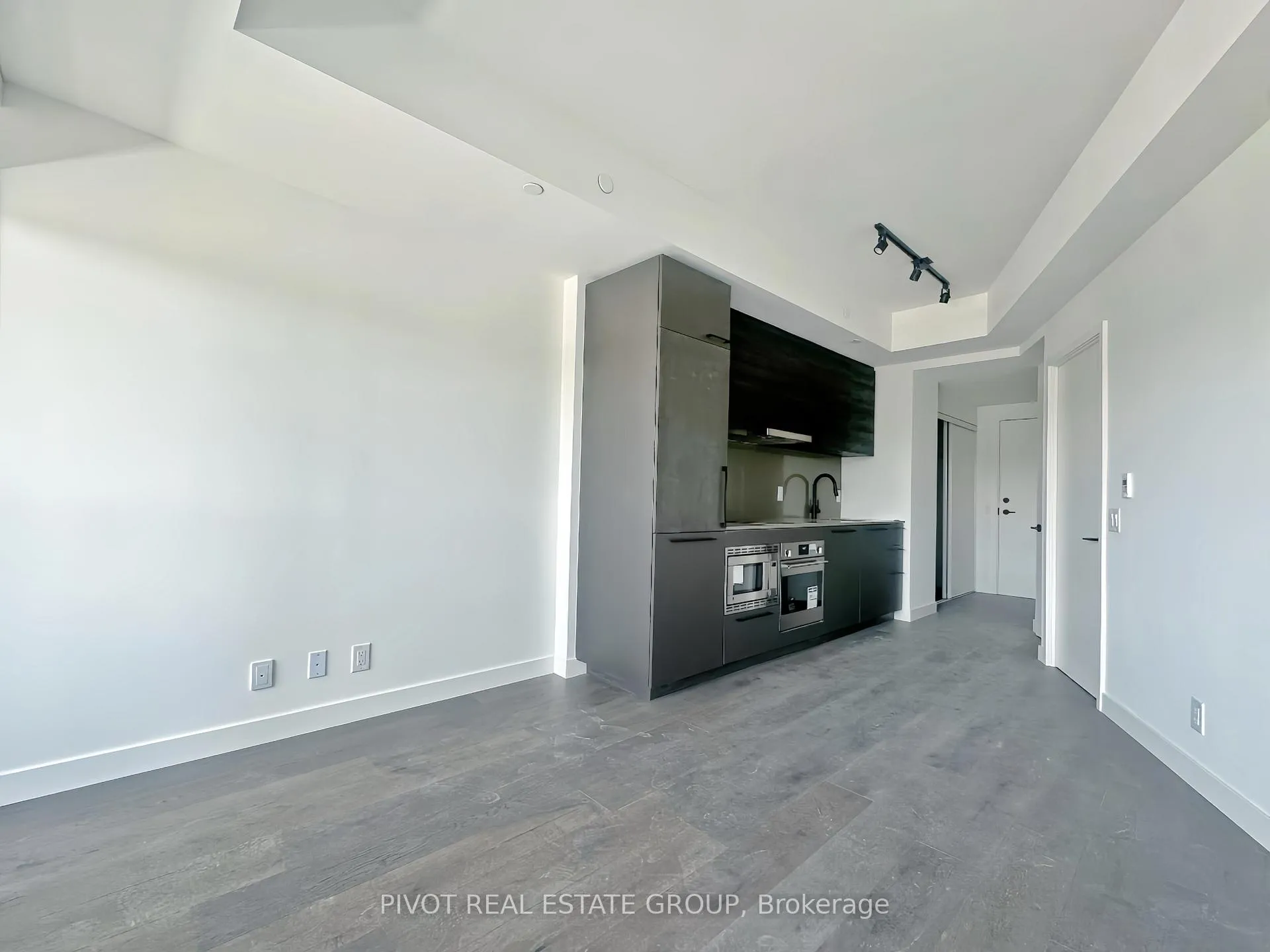 Photo 1 of Unit 415, 1050 Eastern Avenue, Toronto, The Beaches — HOMEH