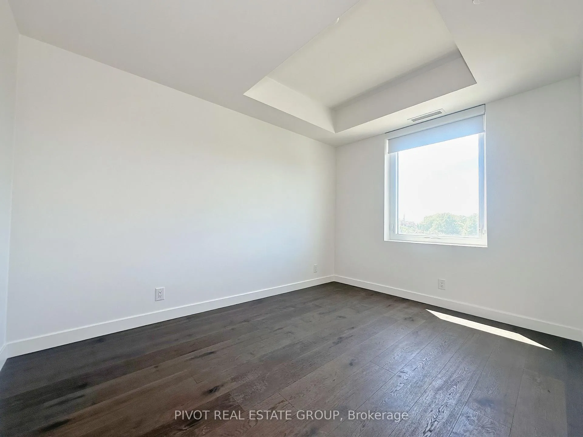 Photo 3 of Unit 415, 1050 Eastern Avenue, Toronto, The Beaches — HOMEH