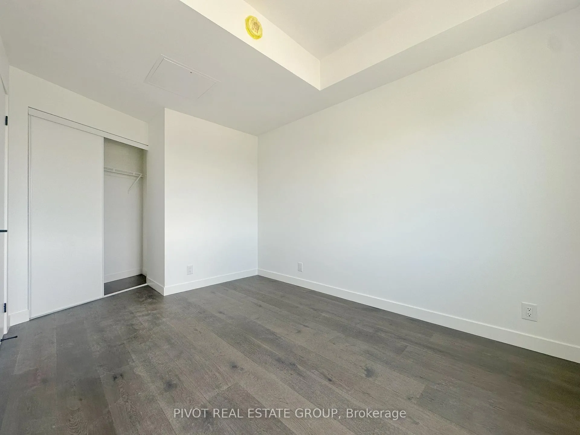 Photo 4 of Unit 415, 1050 Eastern Avenue, Toronto, The Beaches — HOMEH