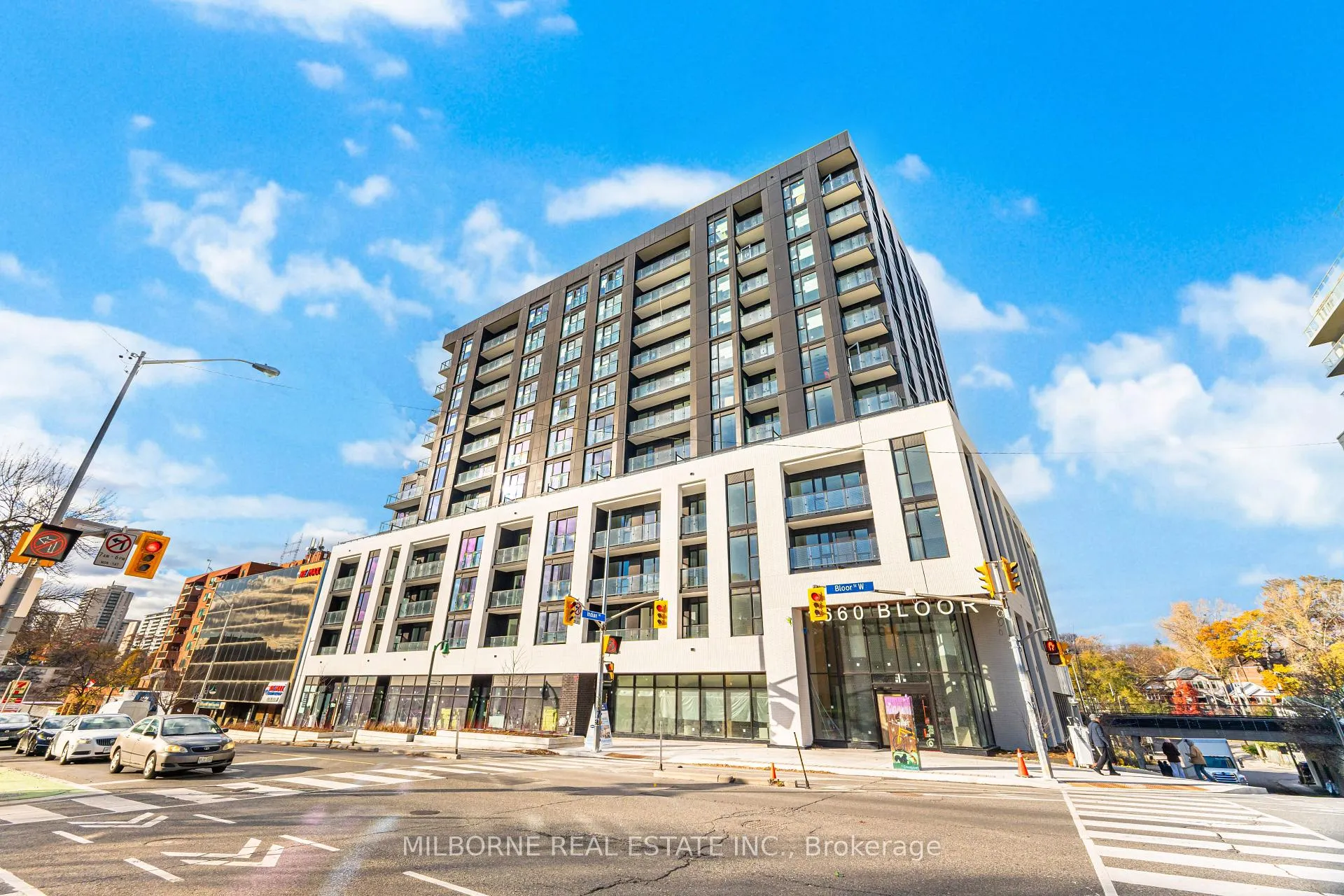 Front of Unit 516, 1660 Bloor Street W
