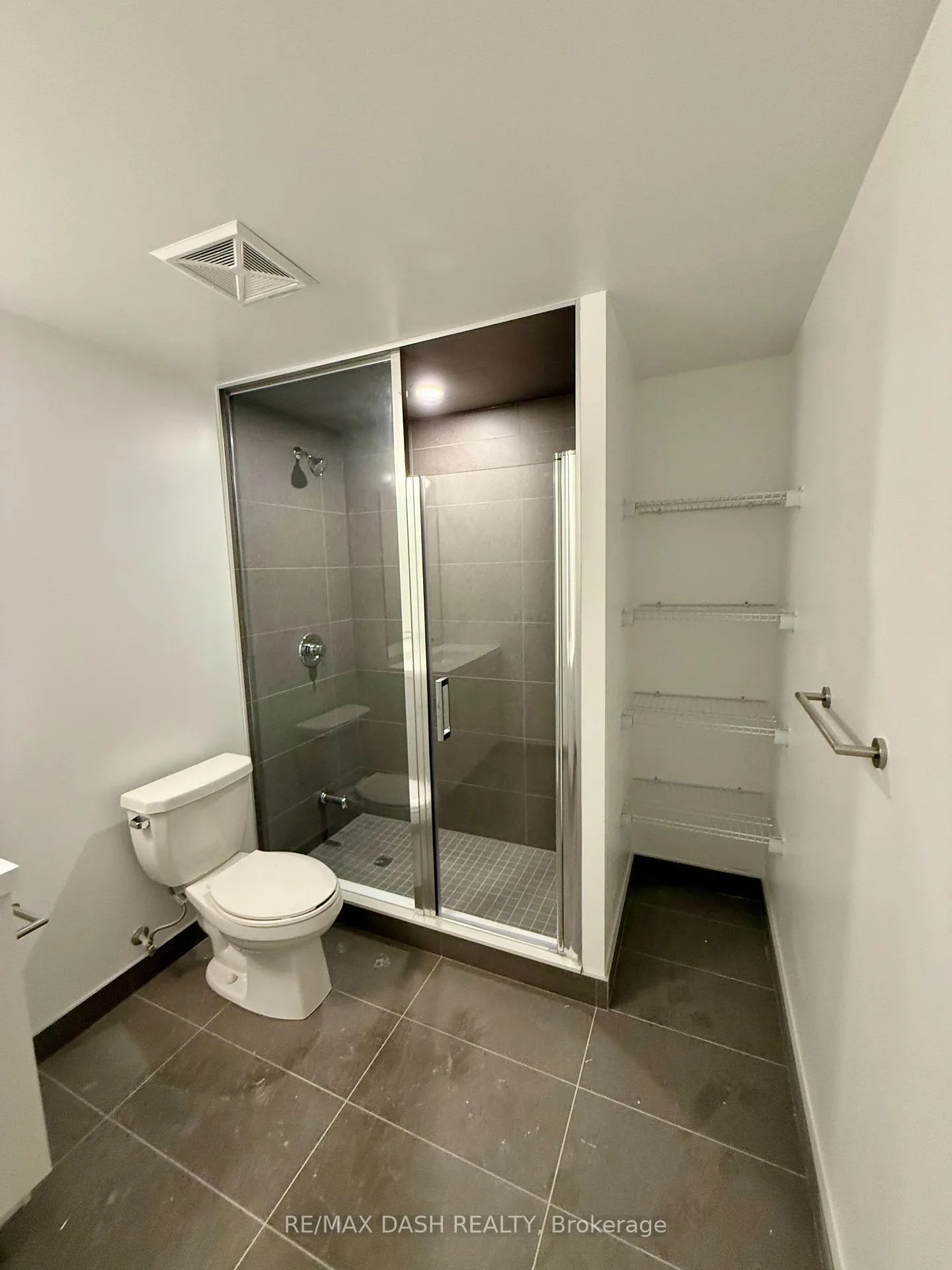 Photo 17 of Unit 348, 2545 Simcoe Street N, Oshawa, Windfields — HOMEH