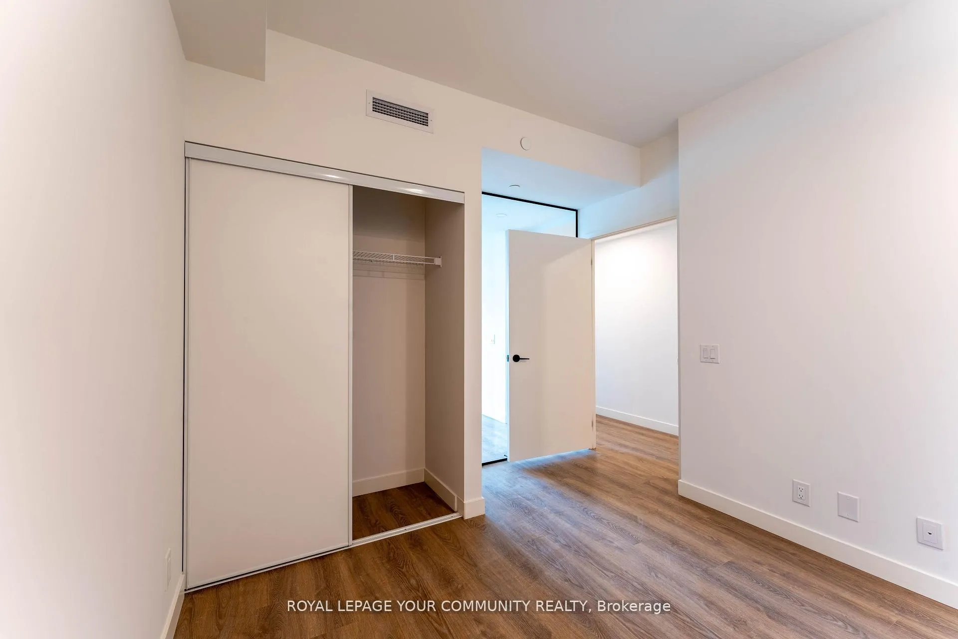 Photo 7 of Unit 317, 1050 Eastern Avenue E, Toronto, The Beaches — HOMEH