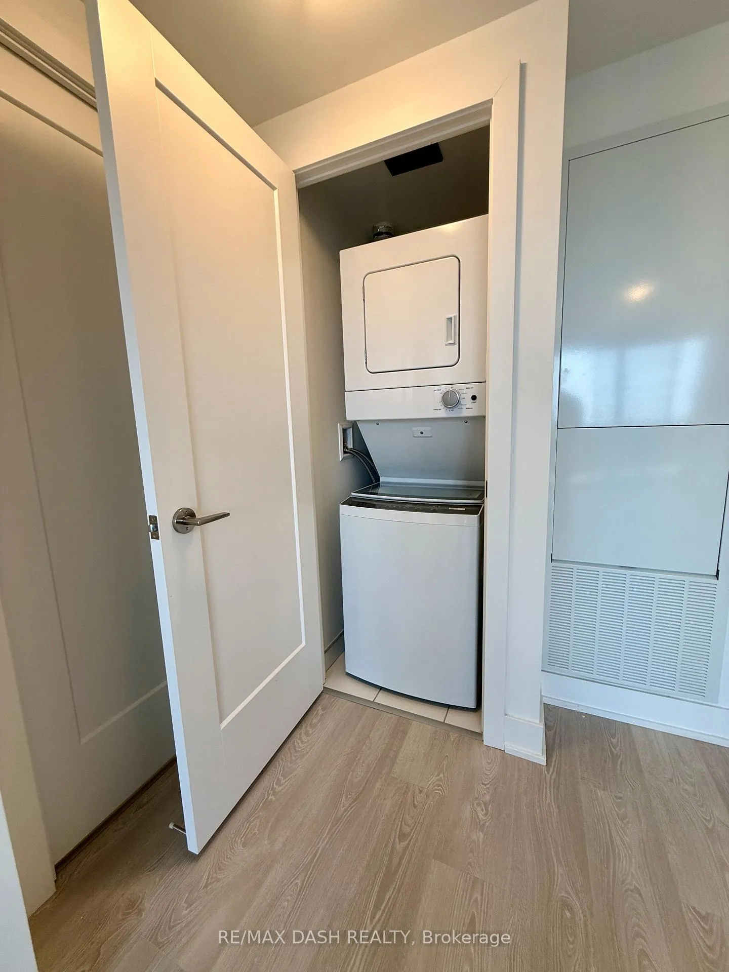 Photo 10 of Unit 442, 2545 Simcoe Street N, Oshawa, Windfields — HOMEH