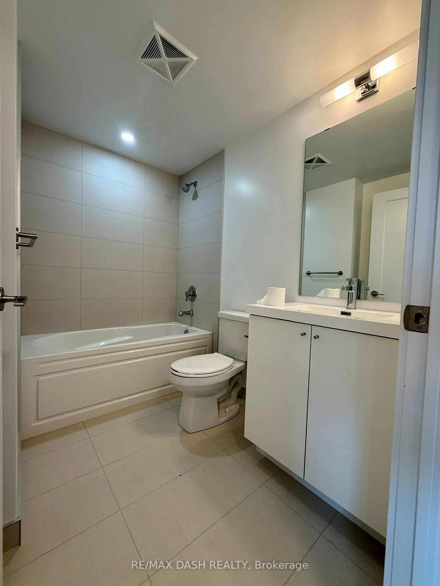 Photo 11 of Unit 442, 2545 Simcoe Street N, Oshawa, Windfields — HOMEH