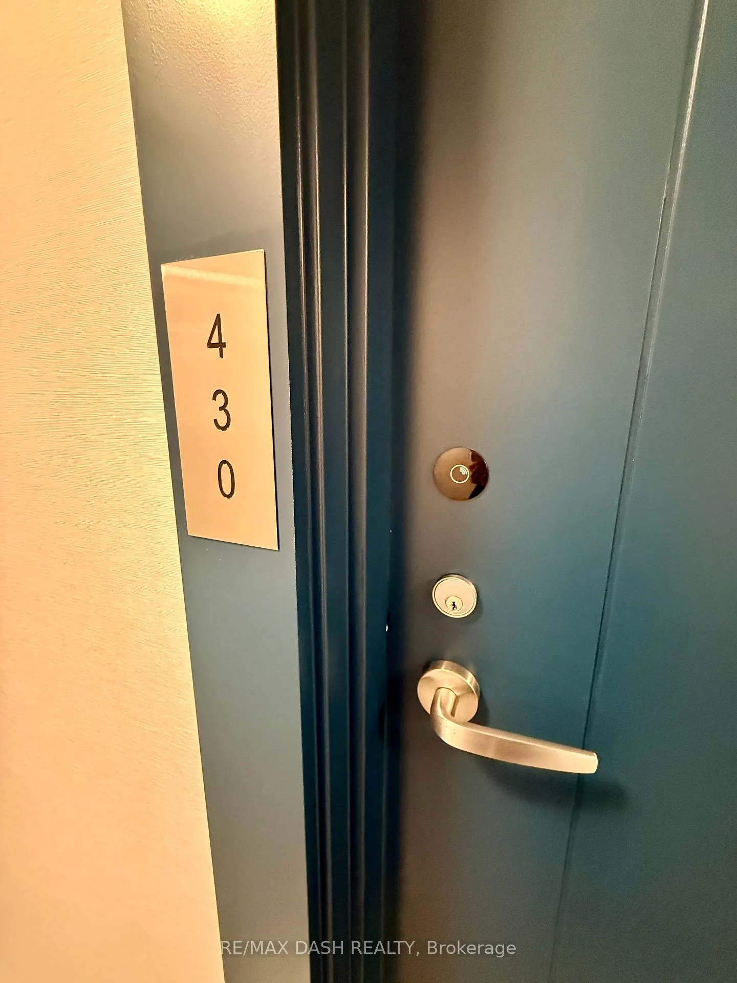 Photo 2 of Unit 430, 2545 Simcoe Street N, Oshawa, Windfields — HOMEH