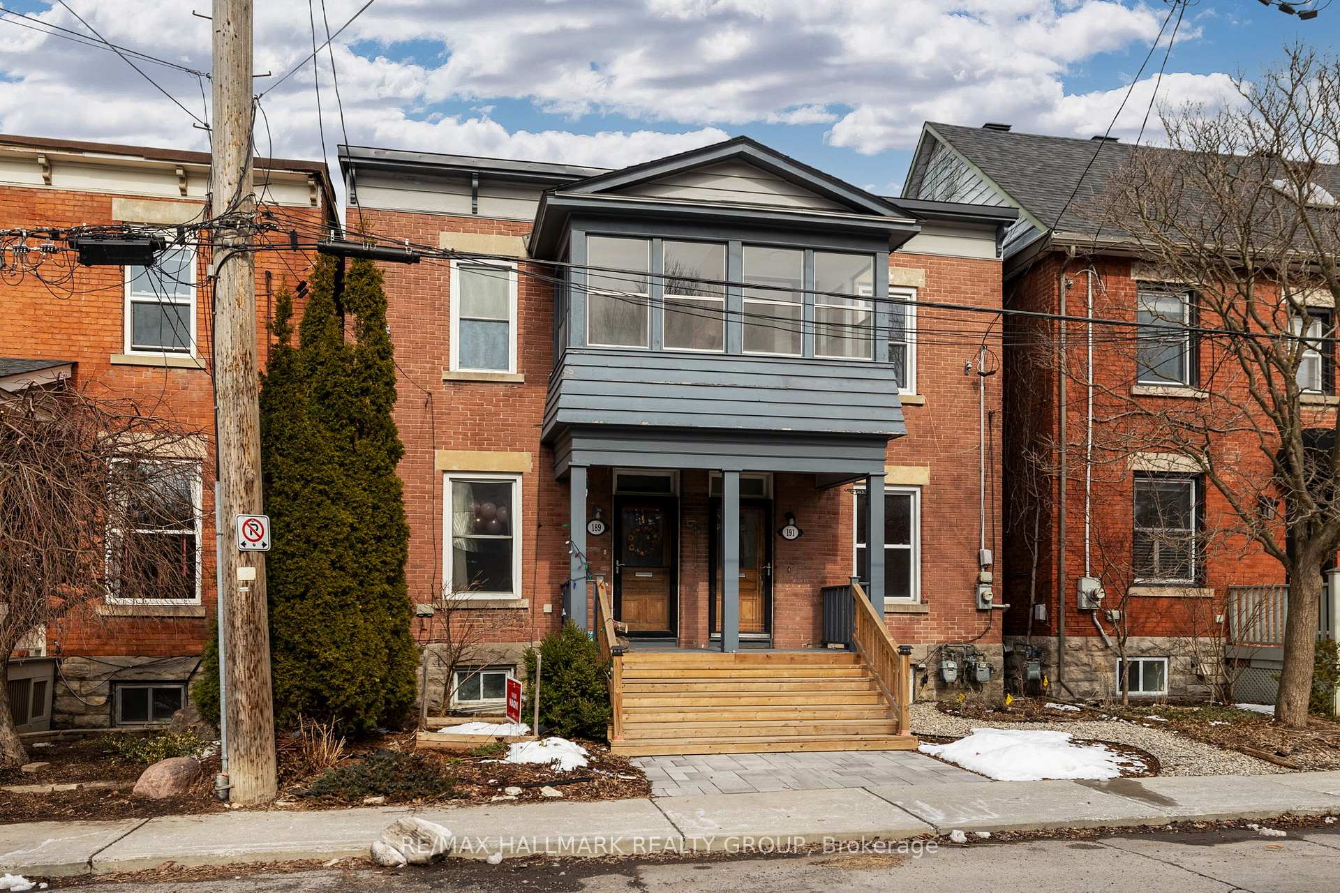 Photo 3 of 191 Concord Street S, Ottawa, Ottawa East — HOMEH