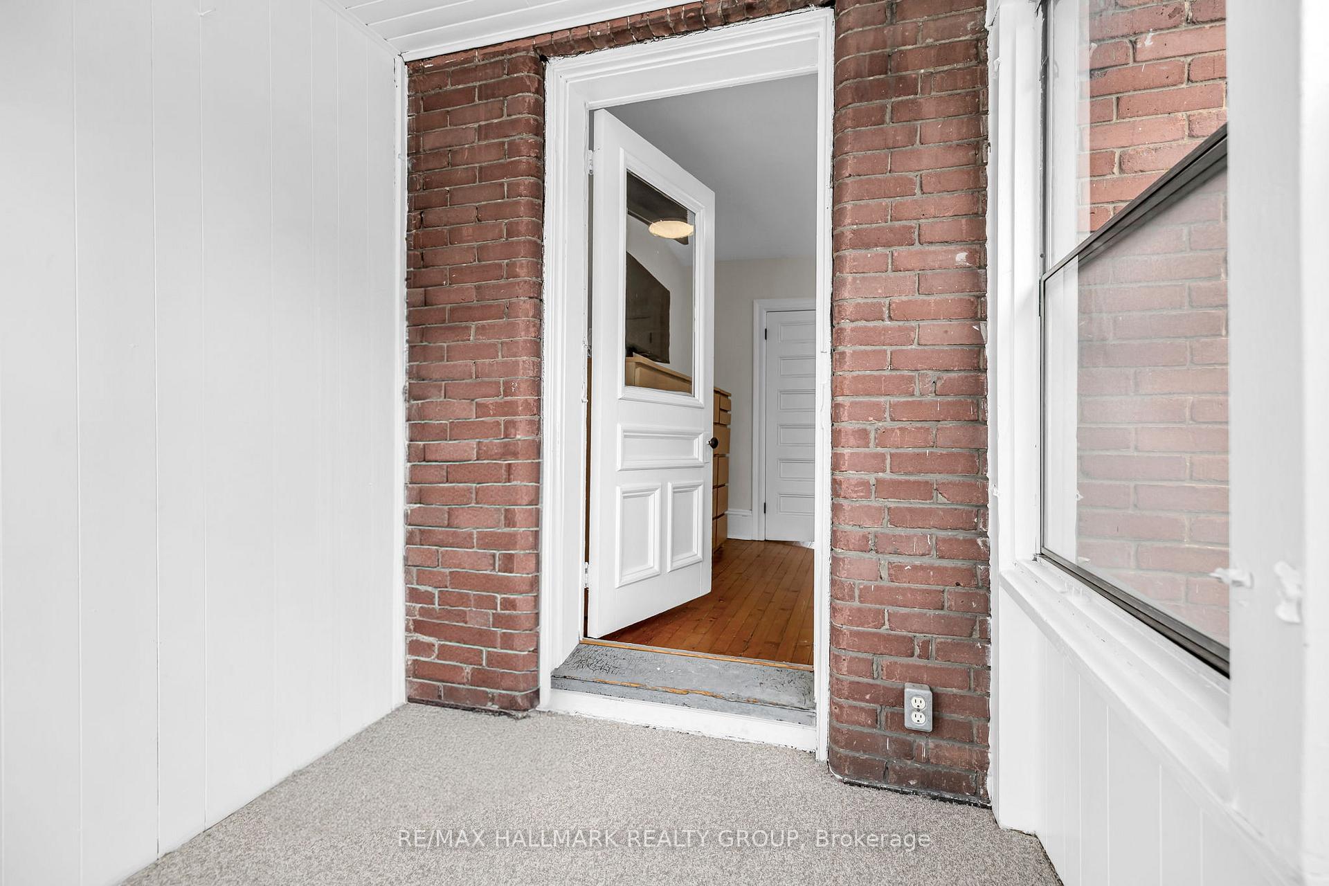 Photo 20 of 191 Concord Street S, Ottawa, Ottawa East — HOMEH