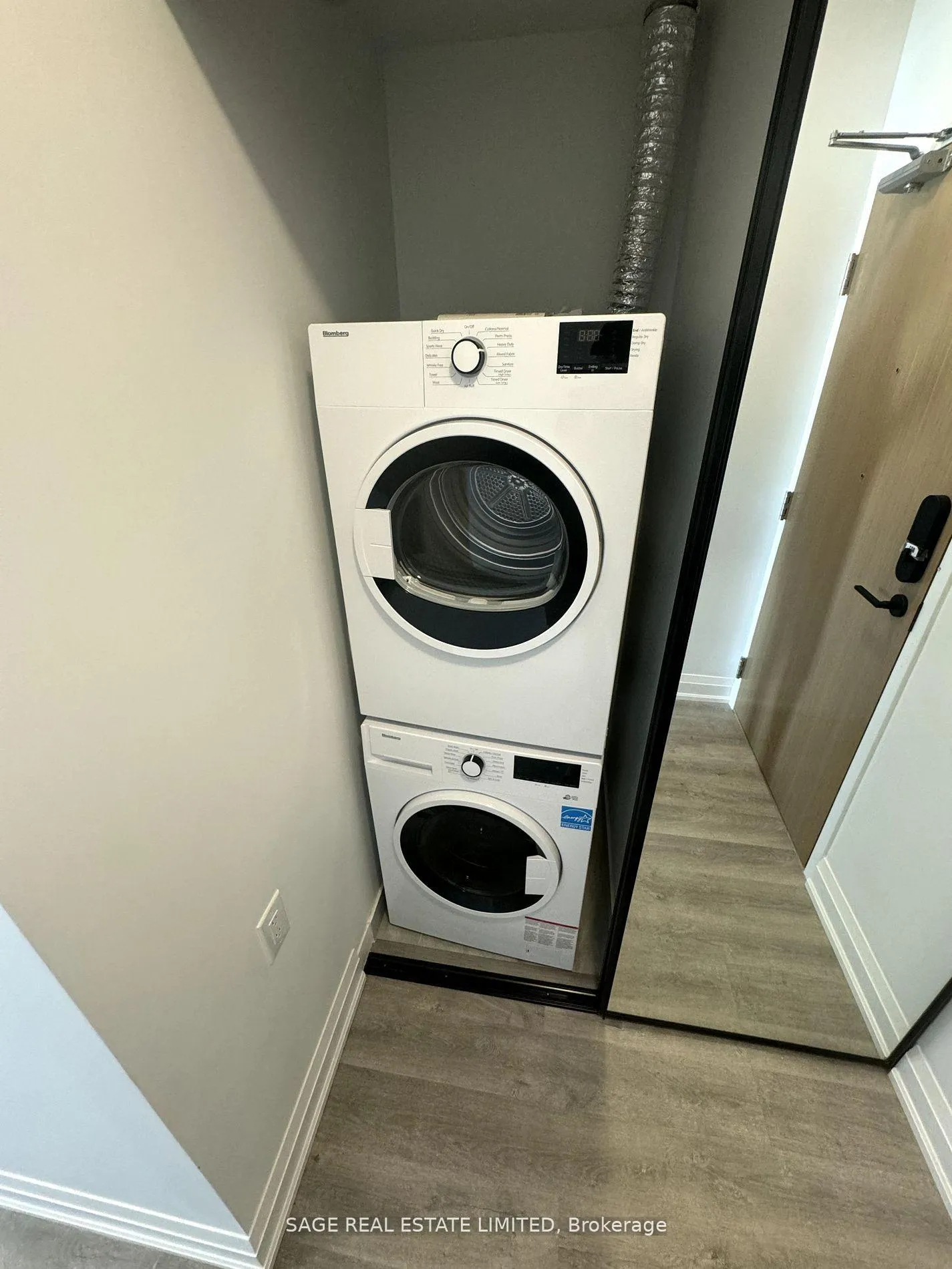 Photo 15 of Unit 802, 2369 Danforth Avenue, Toronto, East End-Danforth — HOMEH