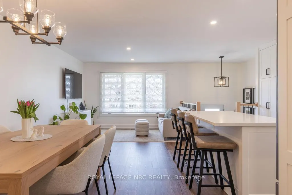 Photo 12 of 22 Fox Trail Drive, St. Catharines, Rykert/Vansickle — HOMEH