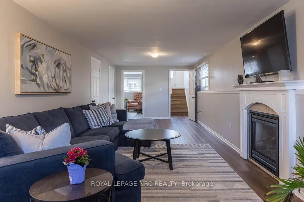 Photo 19 of 22 Fox Trail Drive, St. Catharines, Rykert/Vansickle — HOMEH